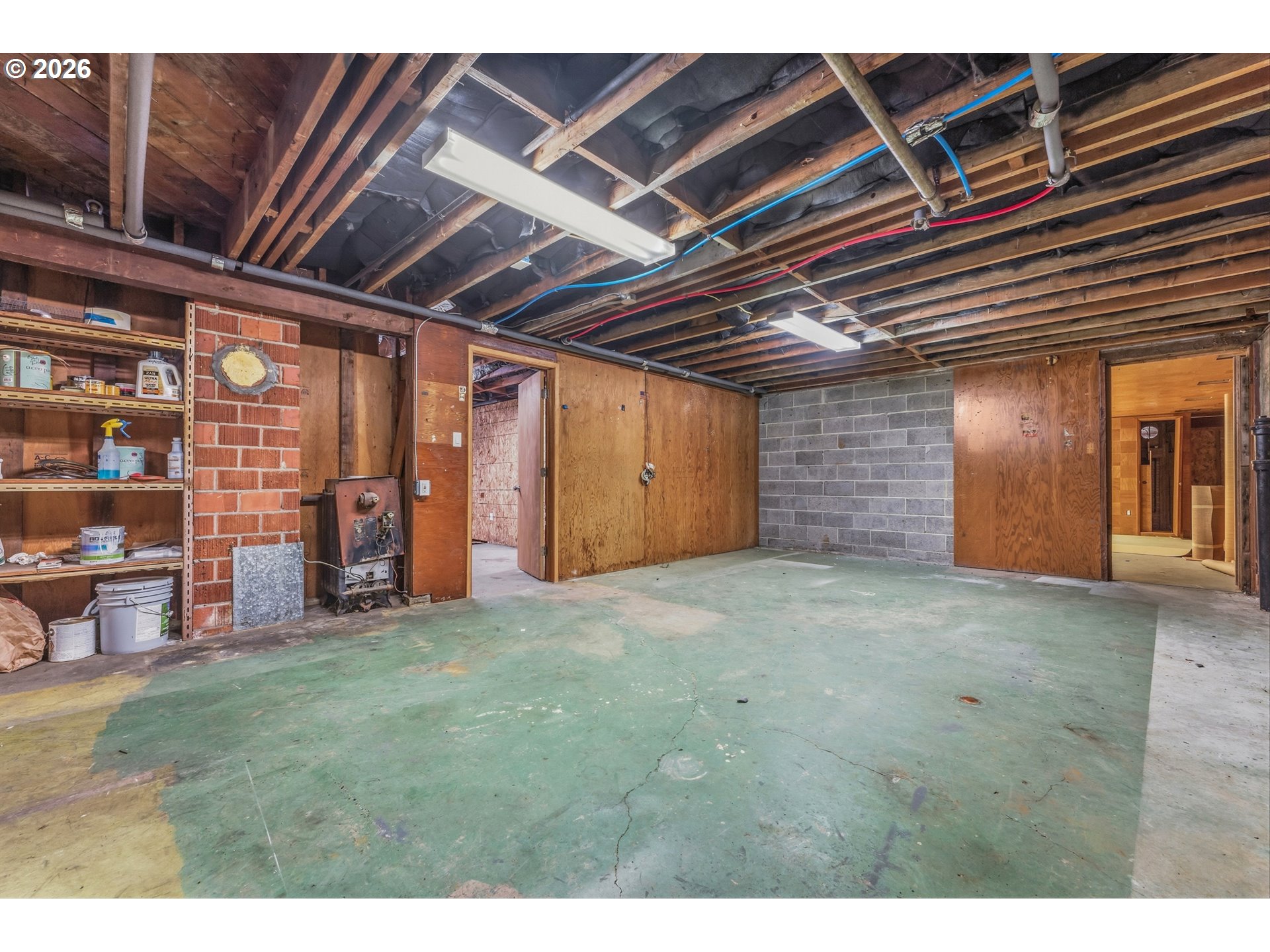 2421 SE 52ND AVE