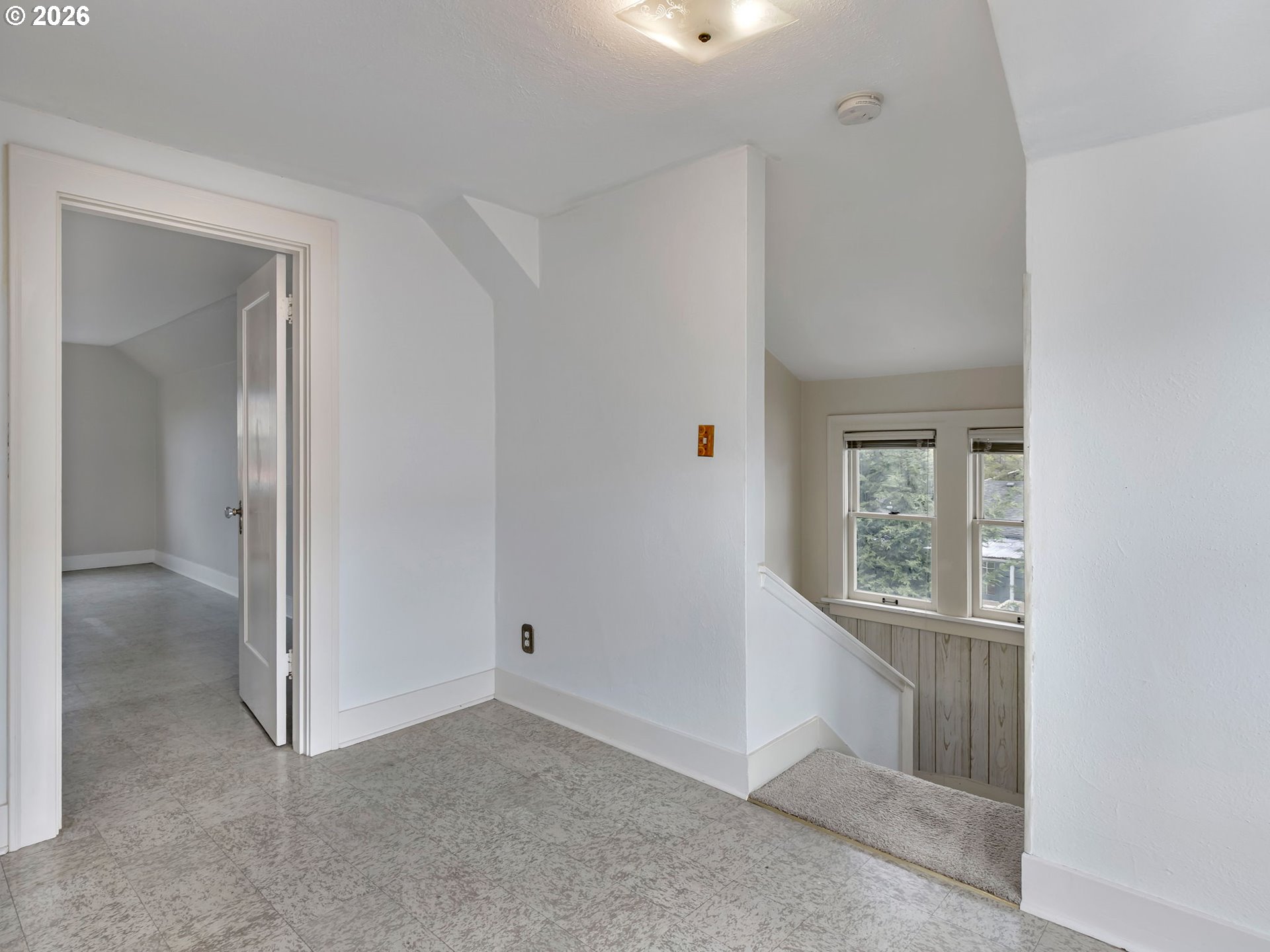 7825 N WILLAMETTE BLVD