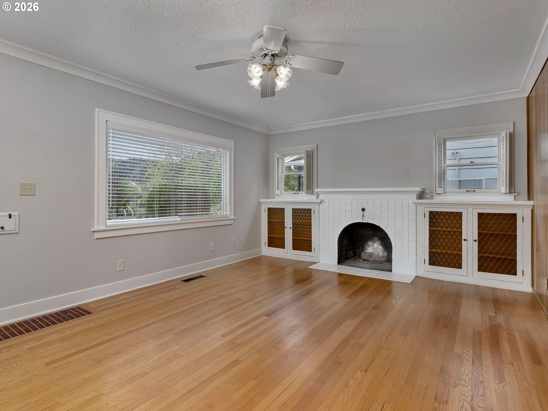 7825 N WILLAMETTE BLVD