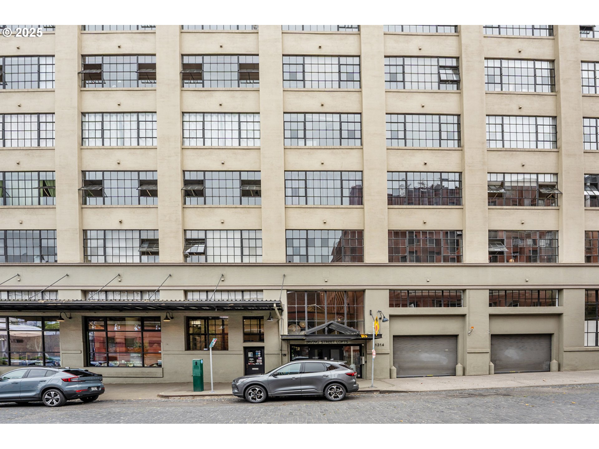 1314 NW IRVING ST 609