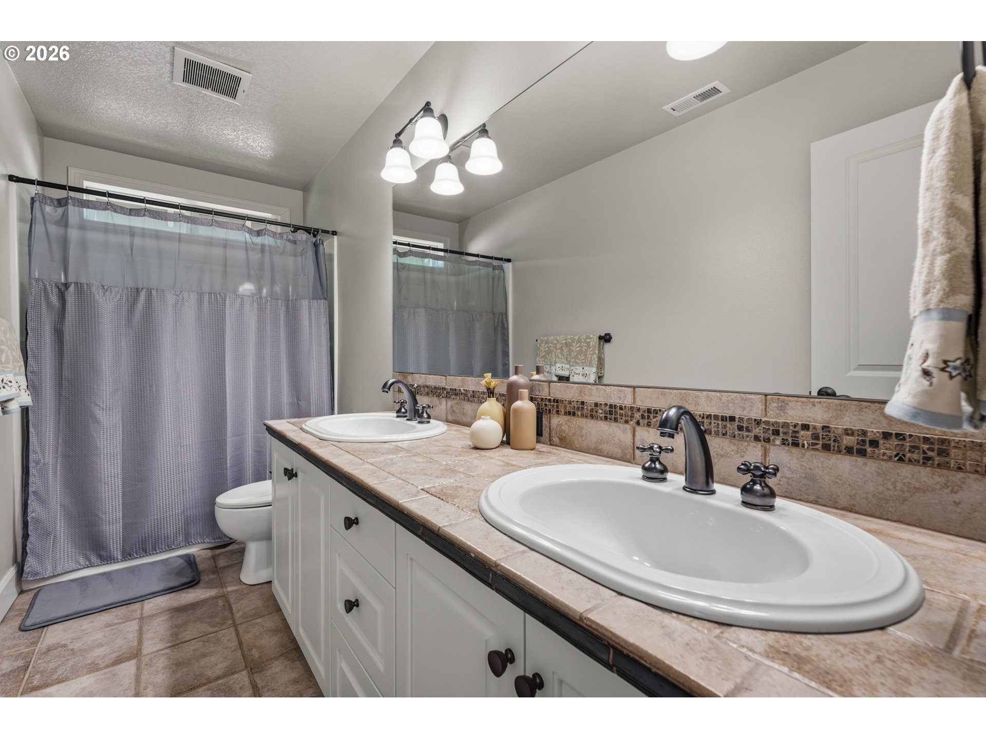 2539 REMINGTON DR