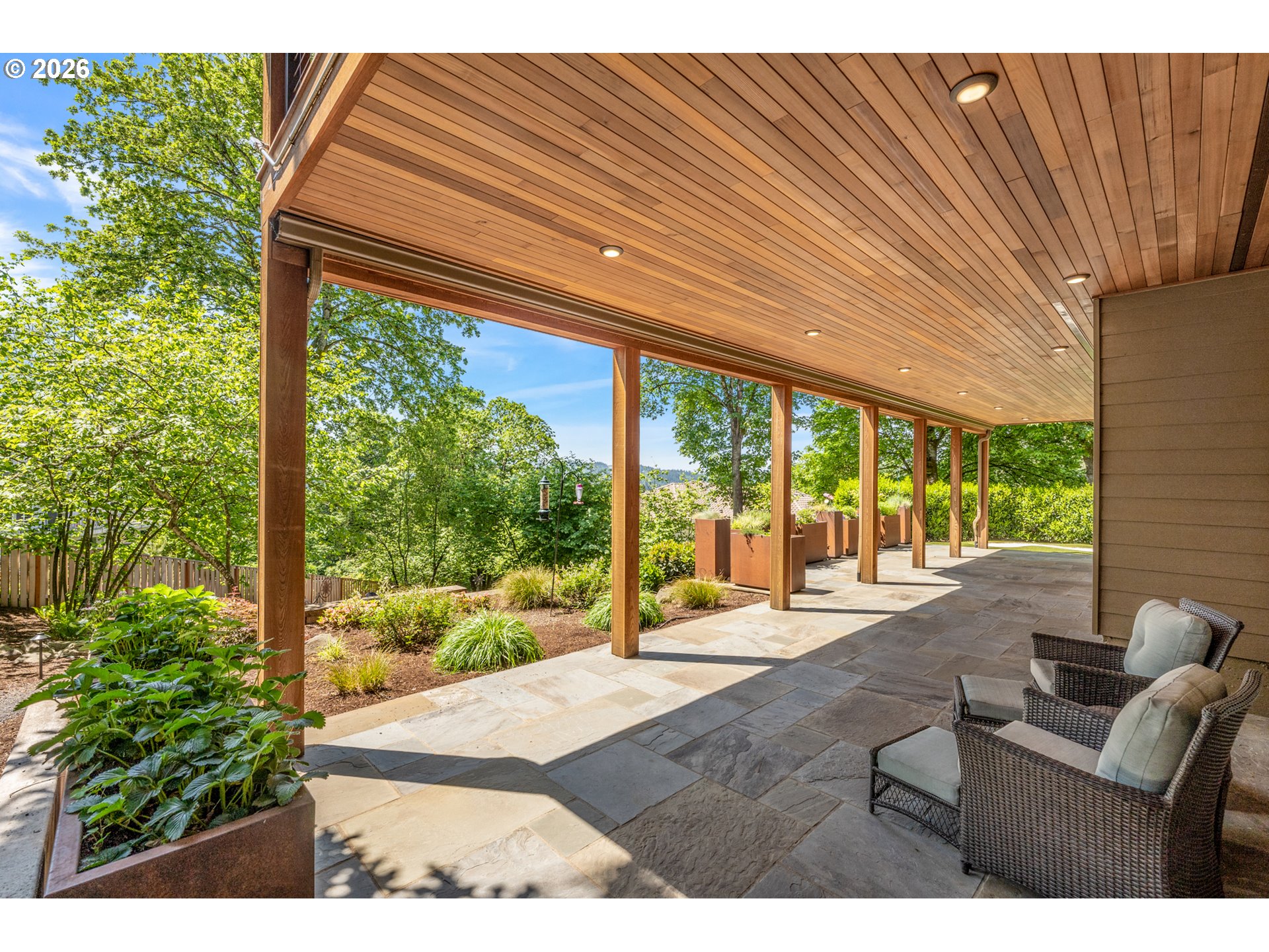 2539 REMINGTON DR