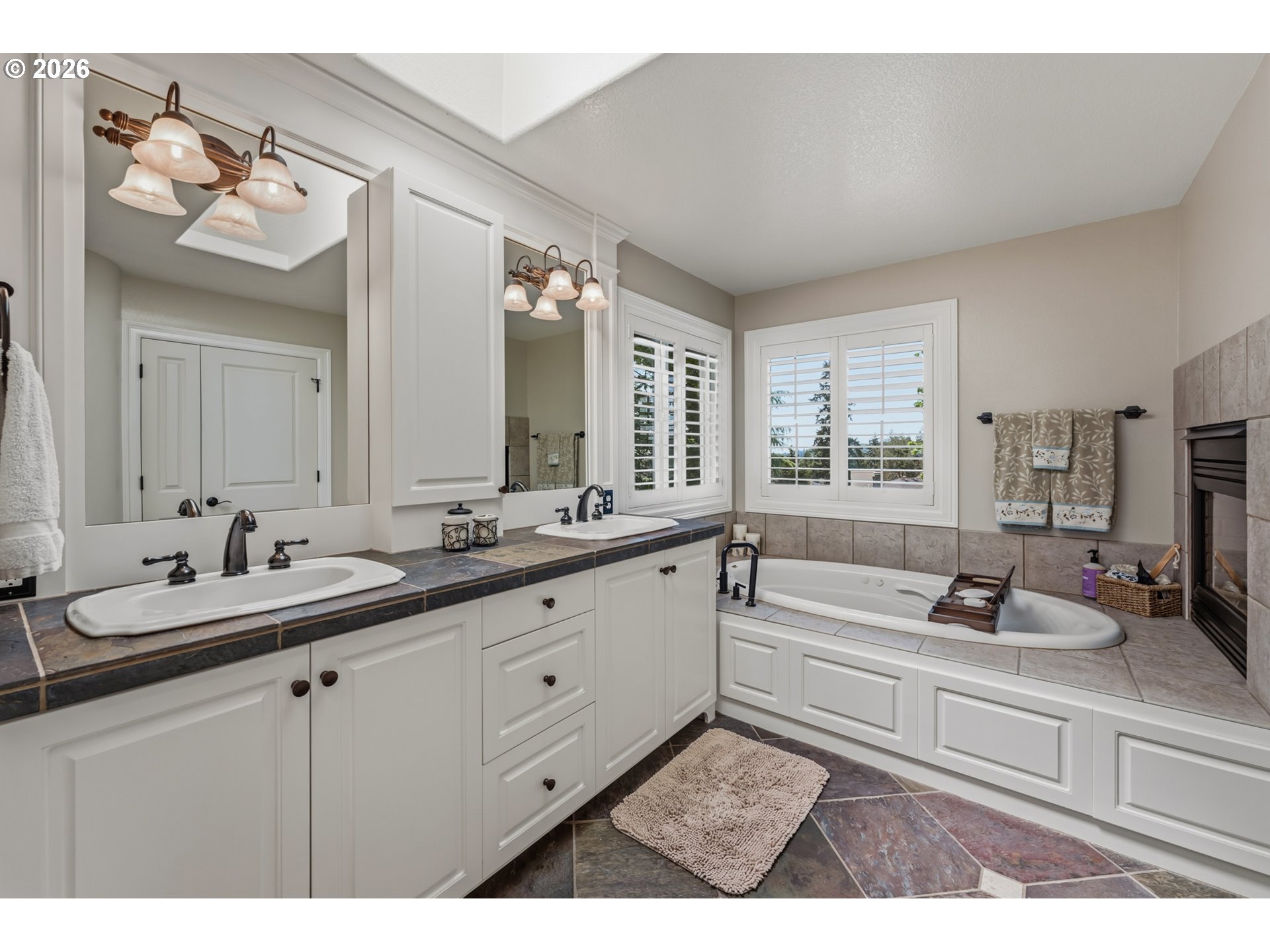 2539 REMINGTON DR