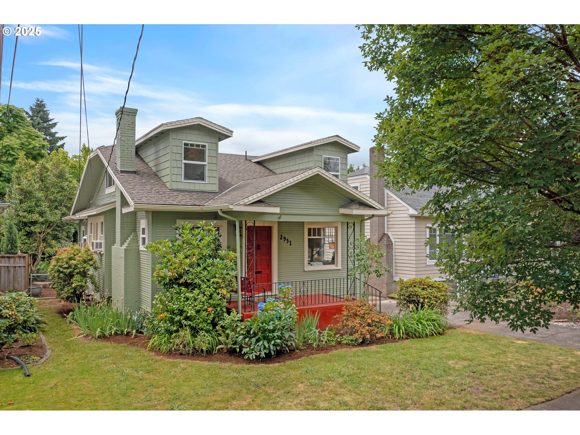 2951 NE 35TH AVE