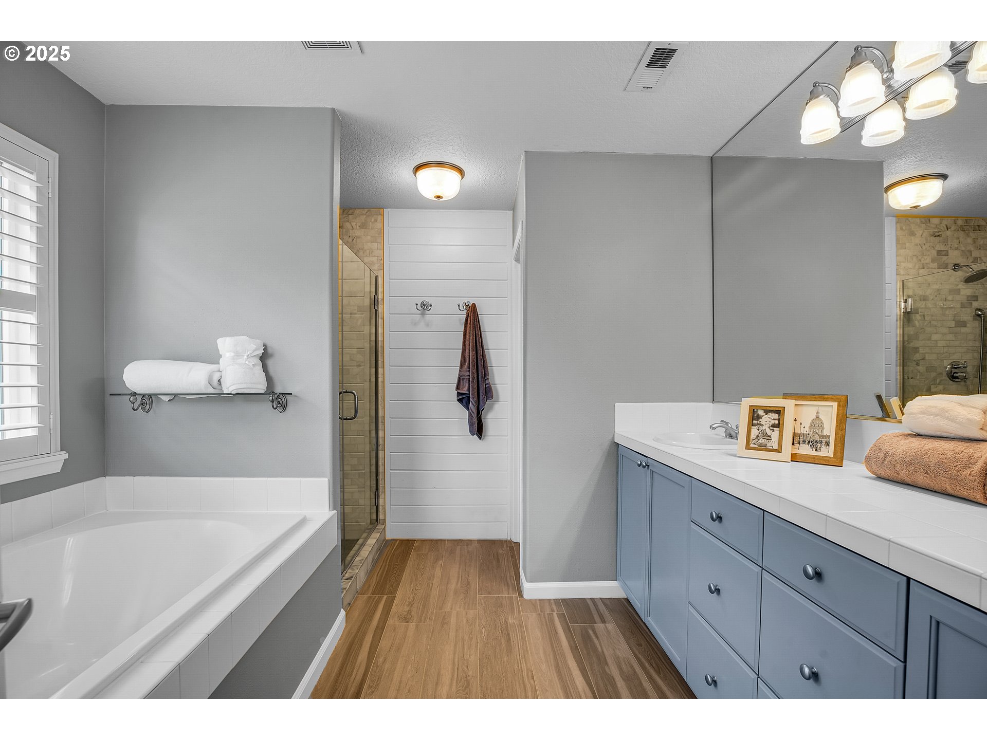 3823 NW TUSTIN RANCH DR