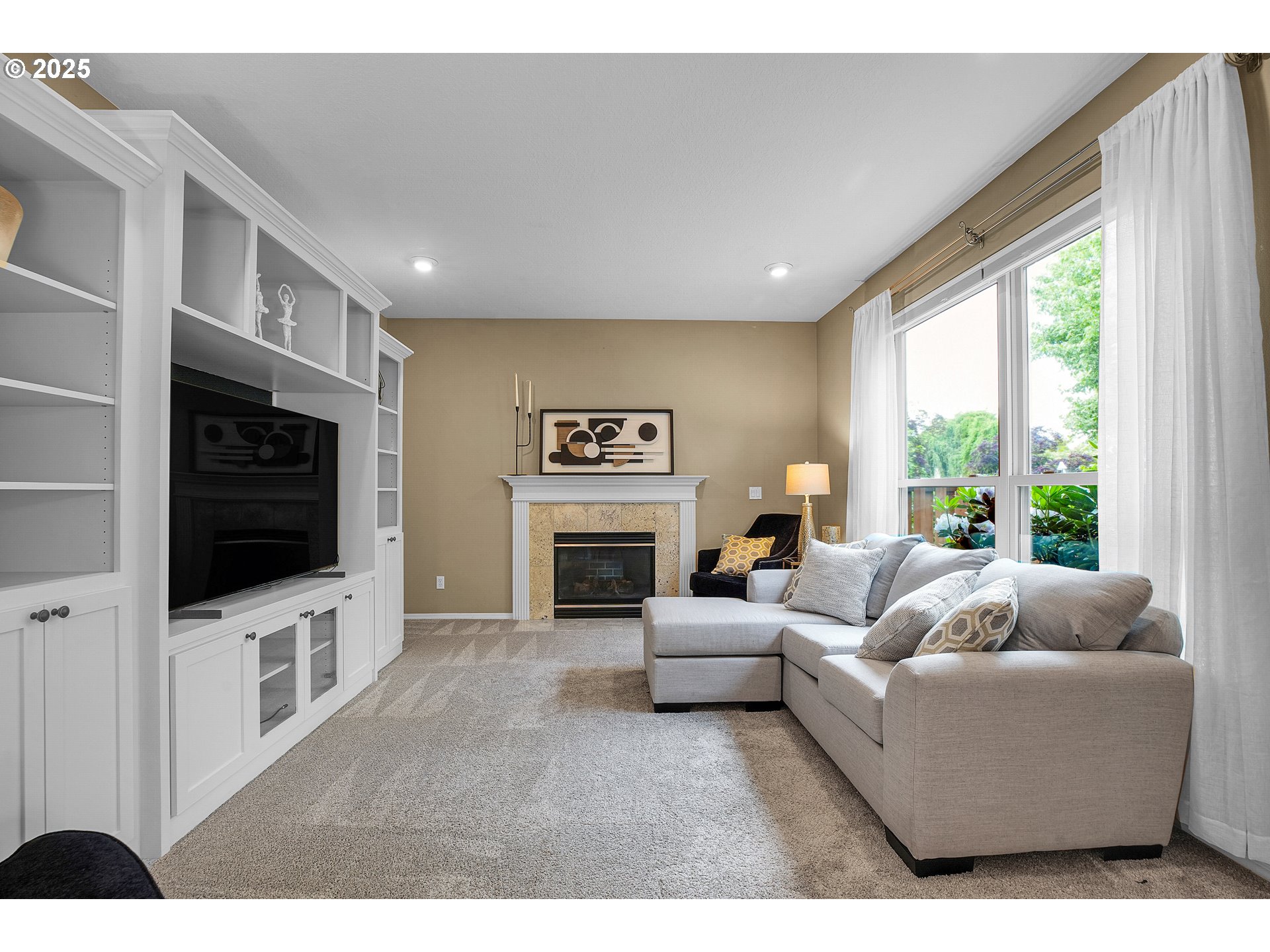 3823 NW TUSTIN RANCH DR