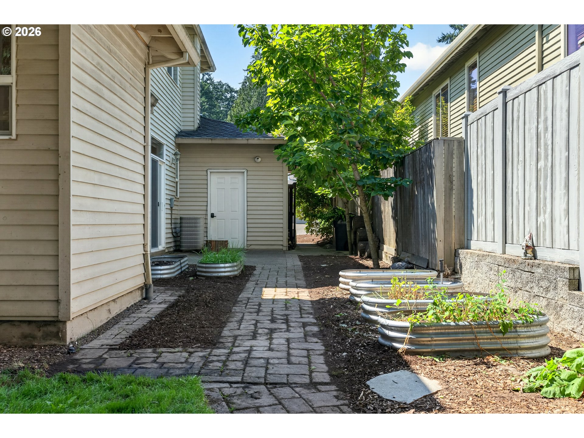 2480 SW 75TH TER