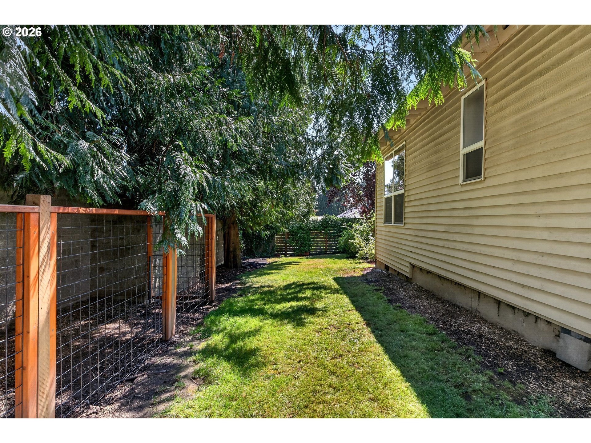 2480 SW 75TH TER