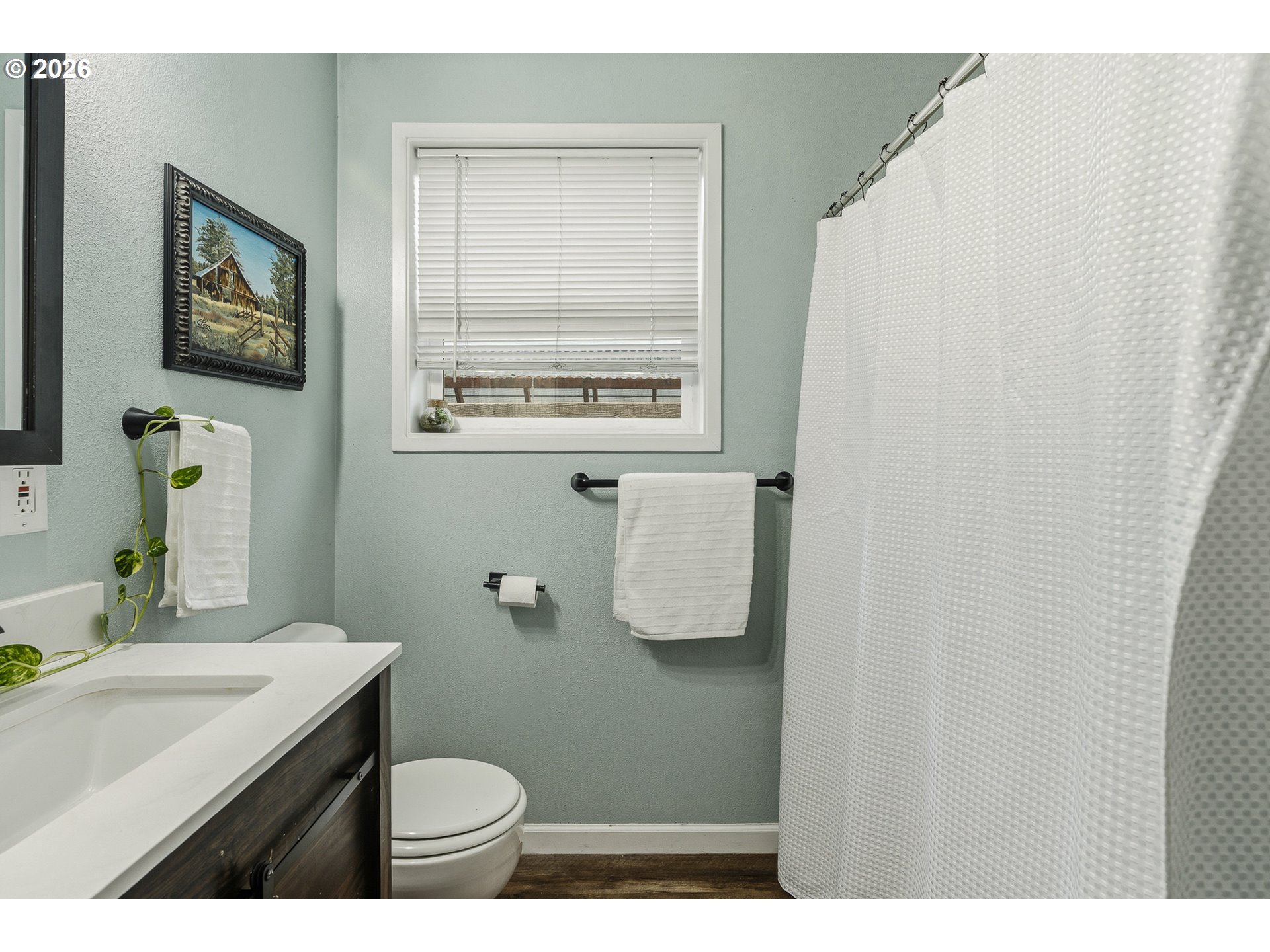 11937 NE HOLLADAY ST