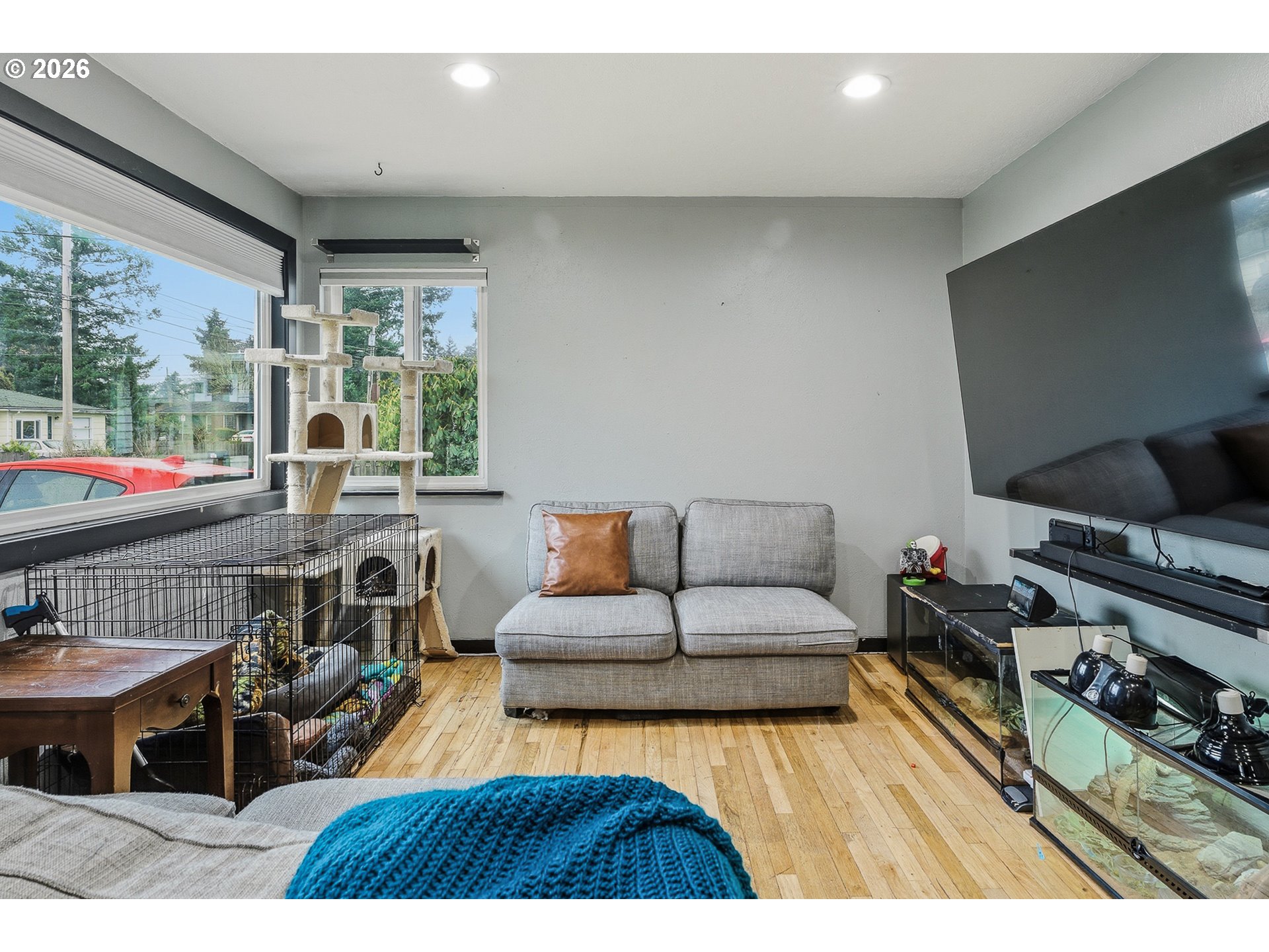 11937 NE HOLLADAY ST