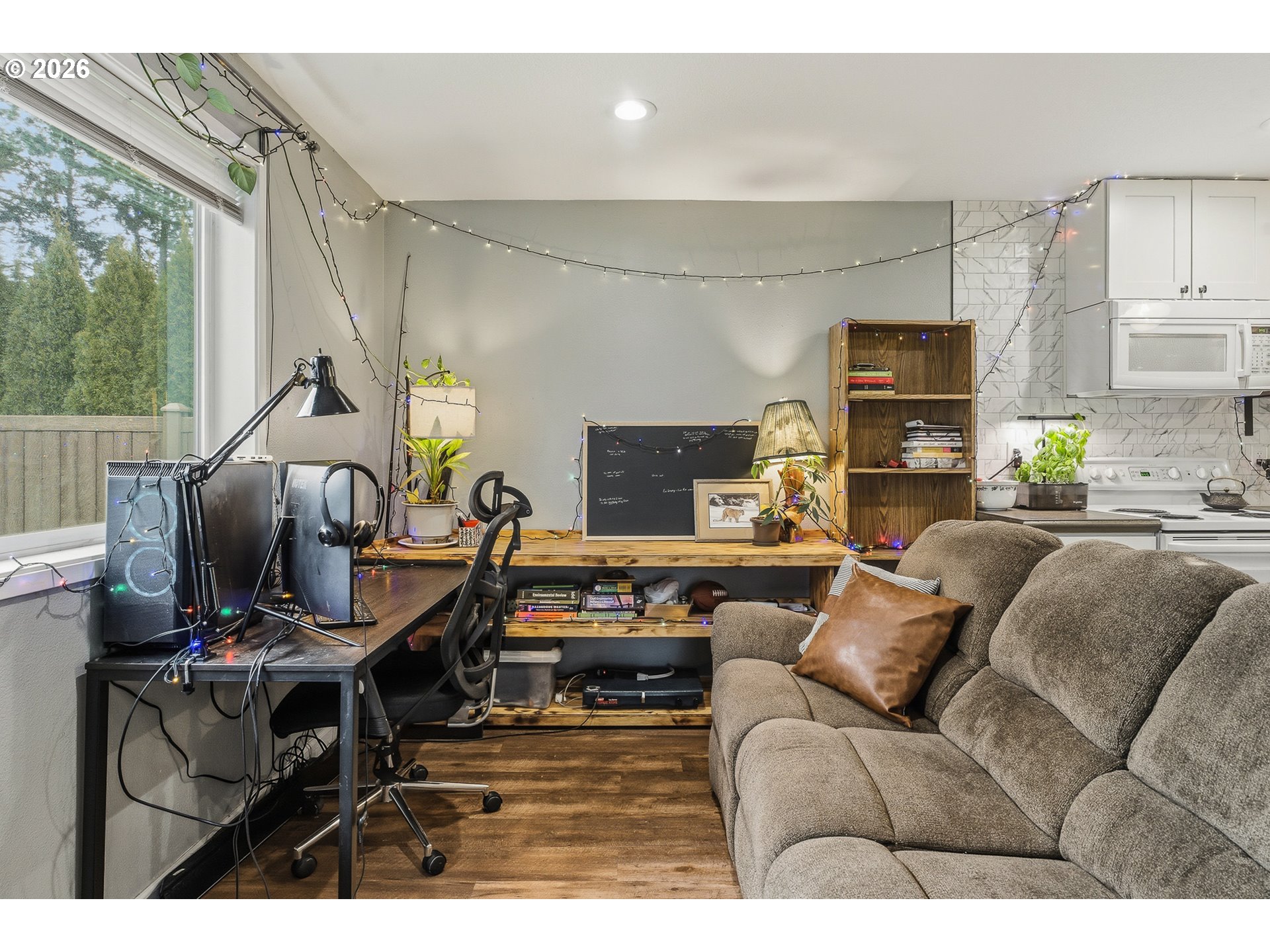 11937 NE HOLLADAY ST