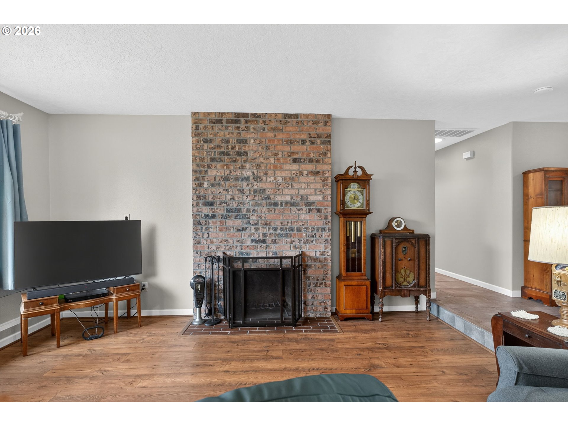 177 NE 34TH CT