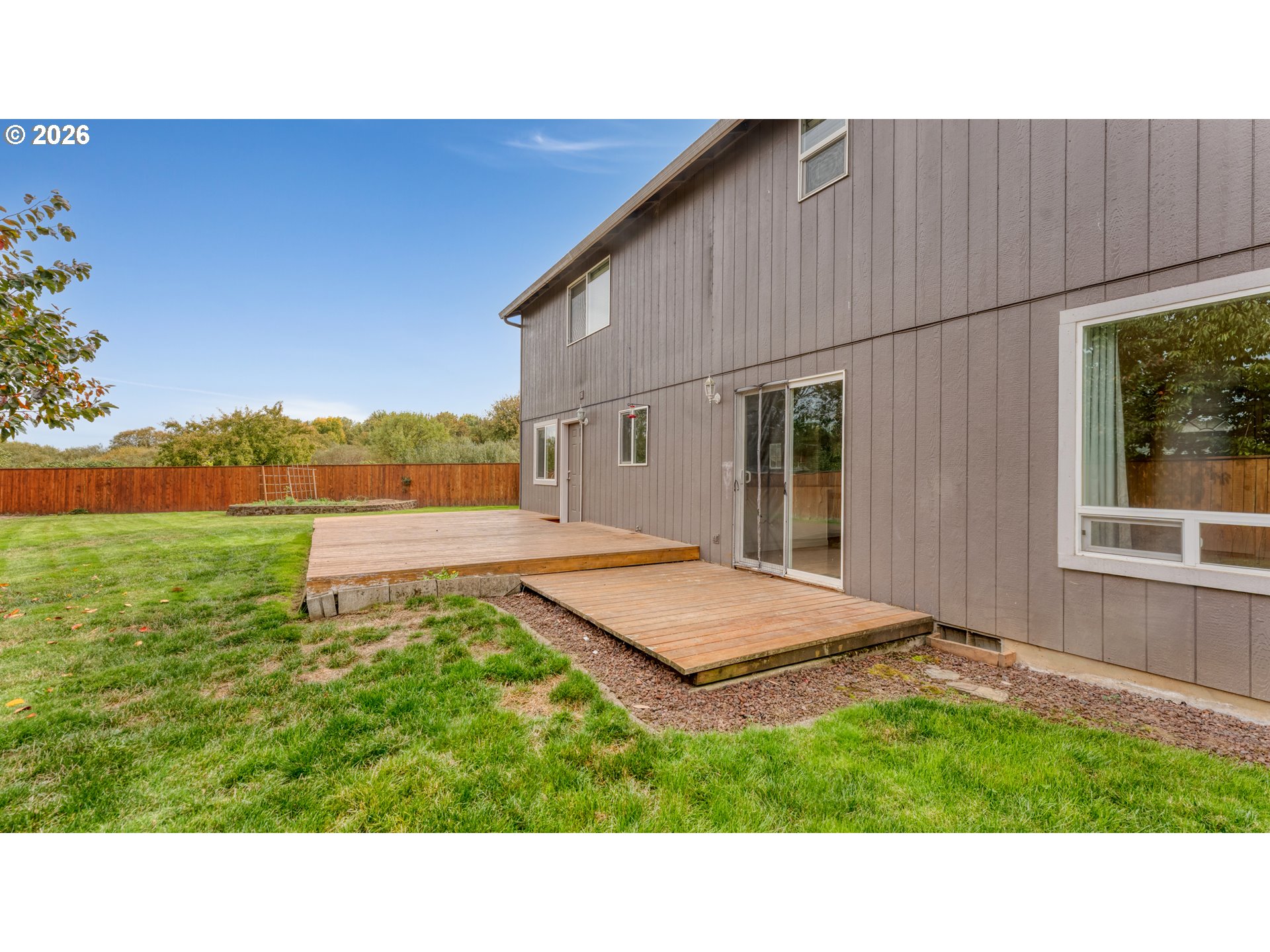 8110 DAPHNE CT