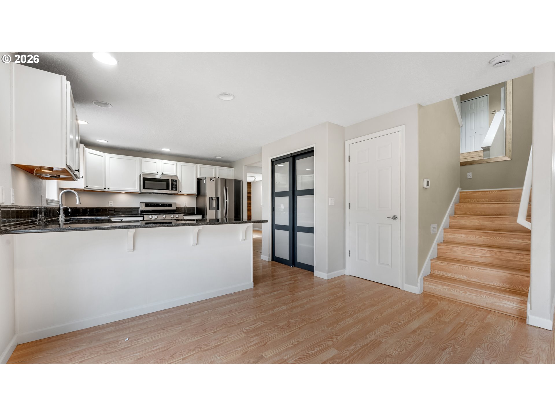 8110 DAPHNE CT
