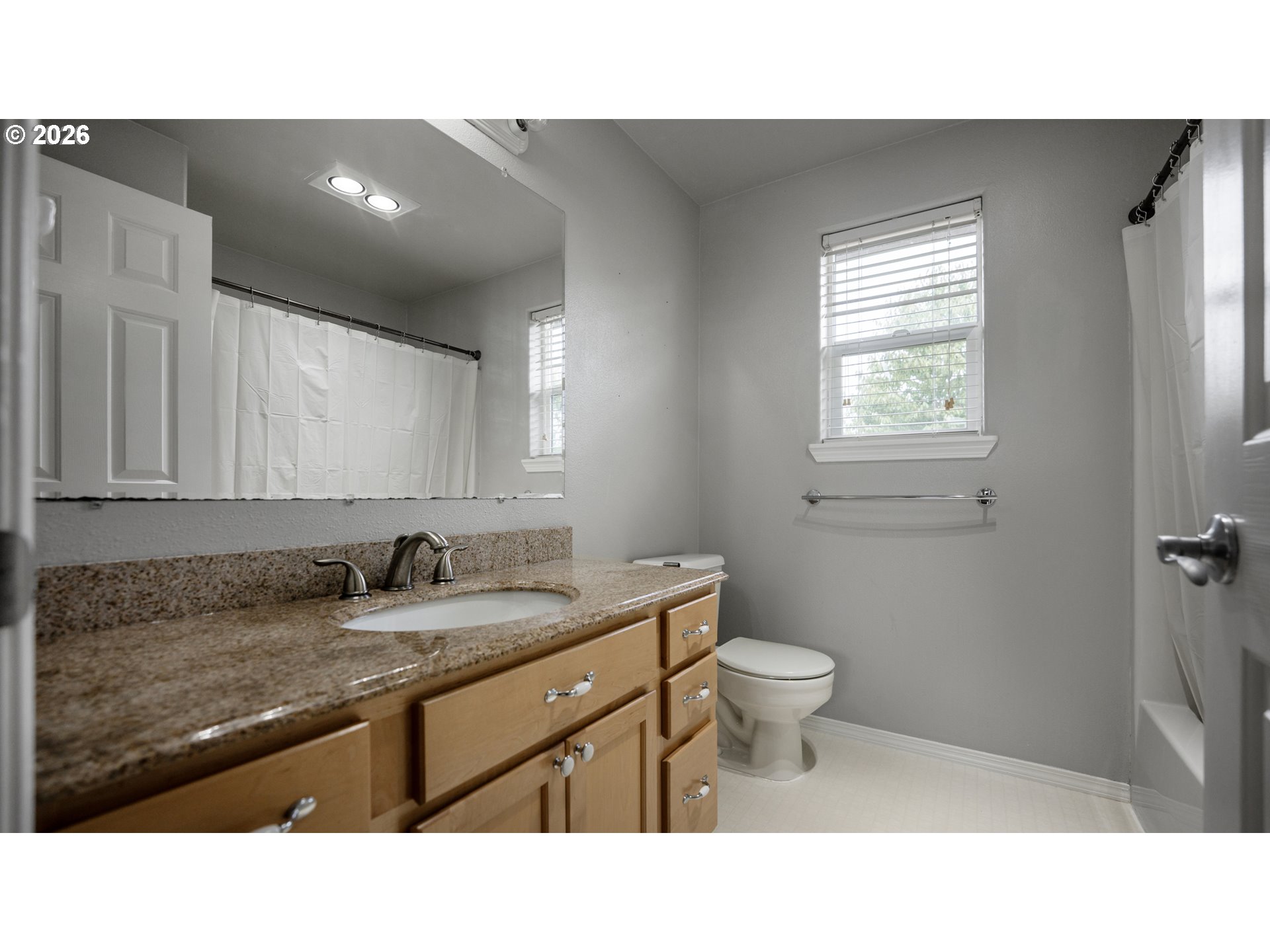 8110 DAPHNE CT