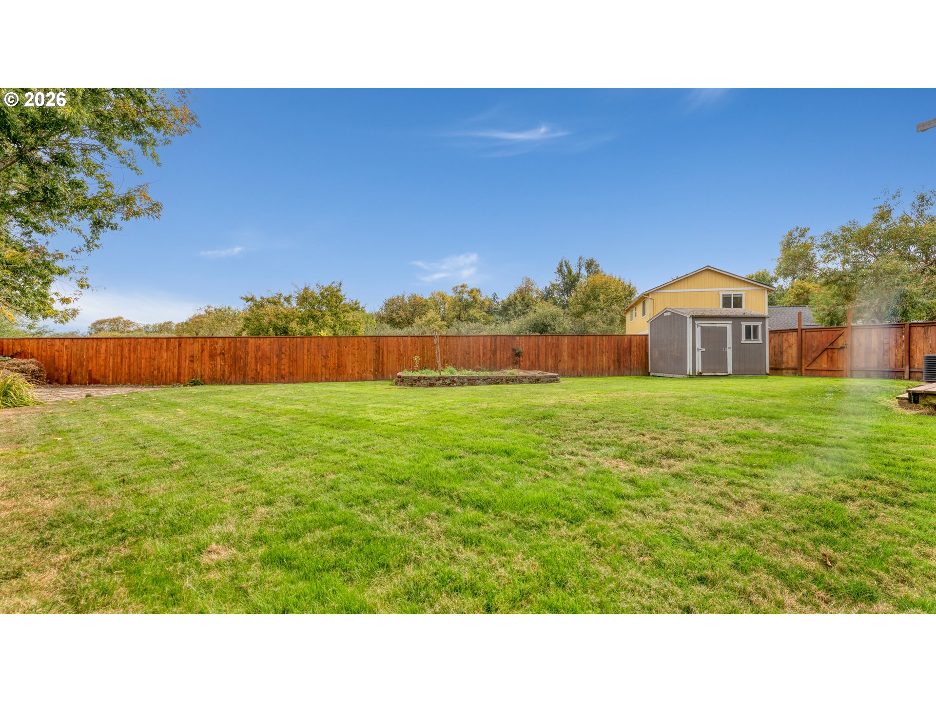 8110 DAPHNE CT