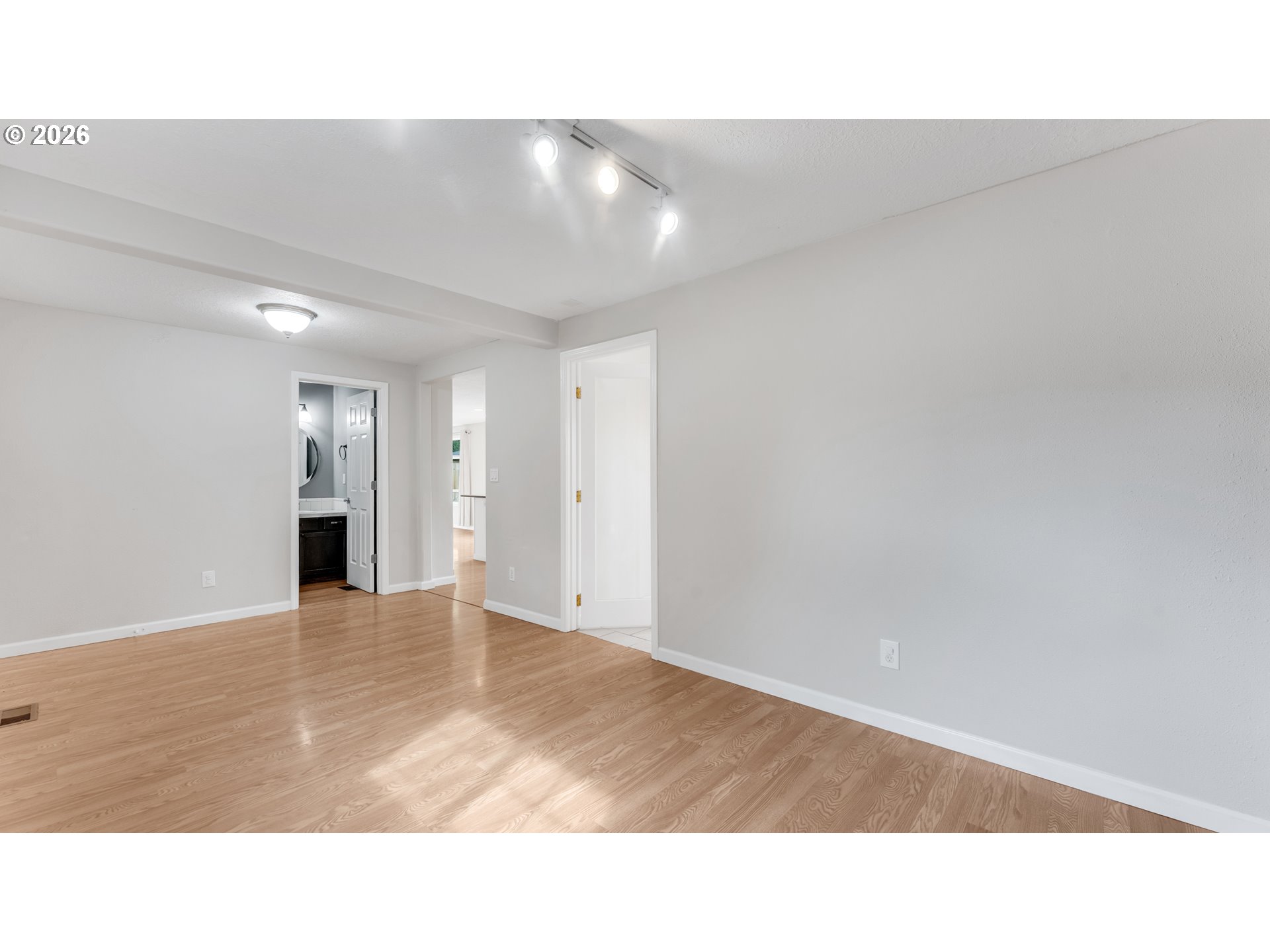 8110 DAPHNE CT