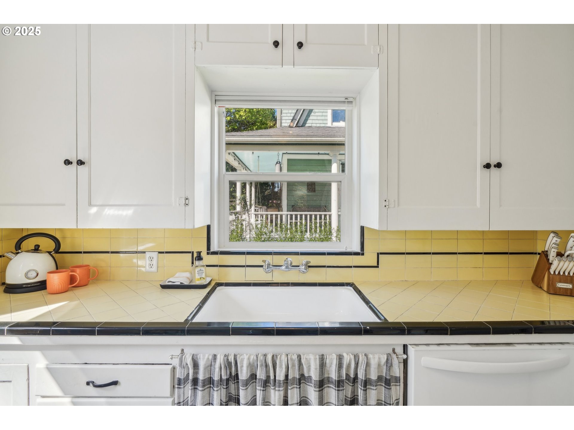 1035 SE 16TH AVE