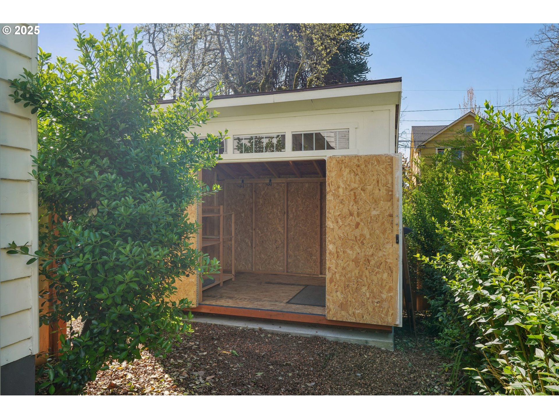 1035 SE 16TH AVE