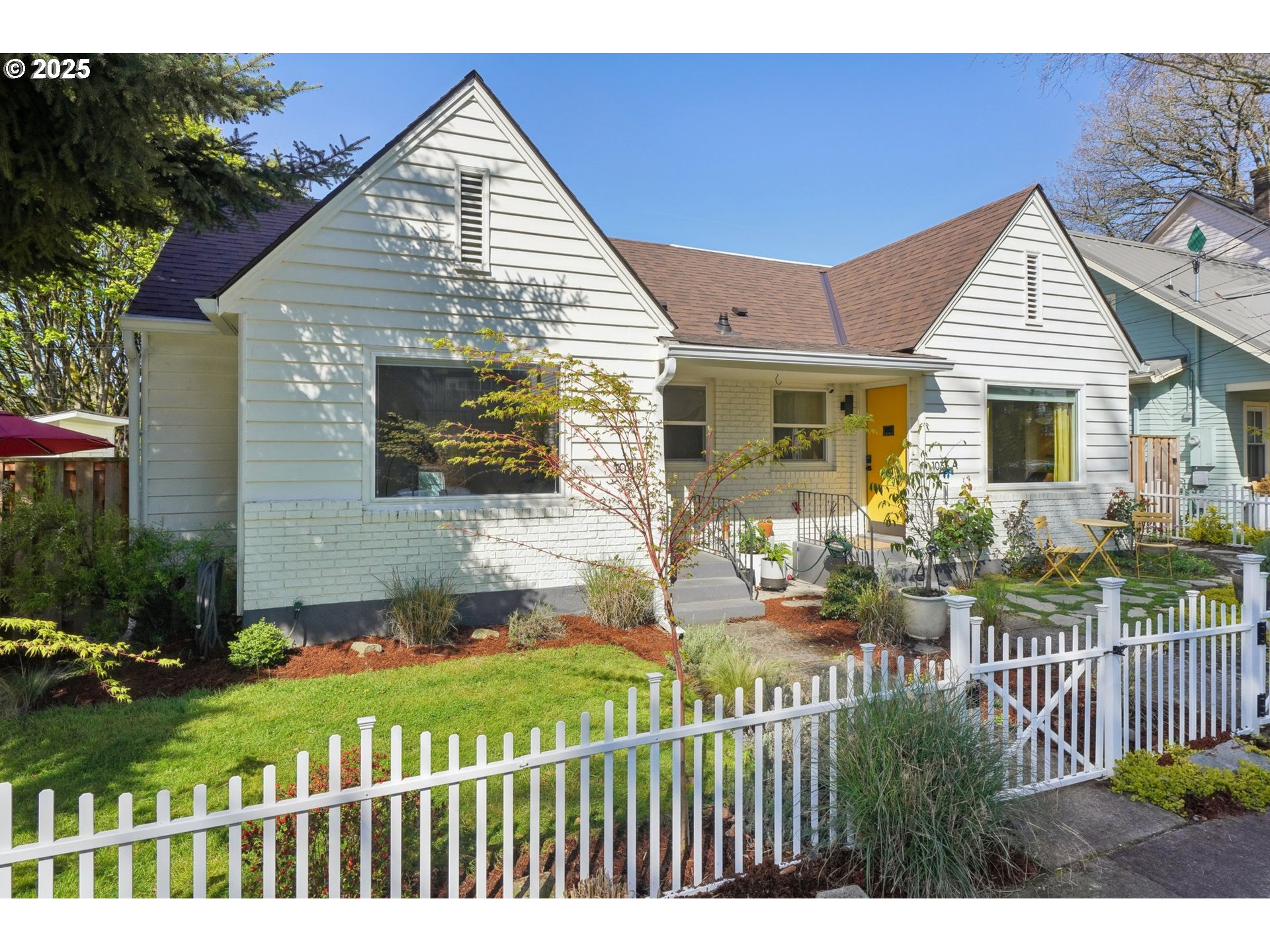 1035 SE 16TH AVE
