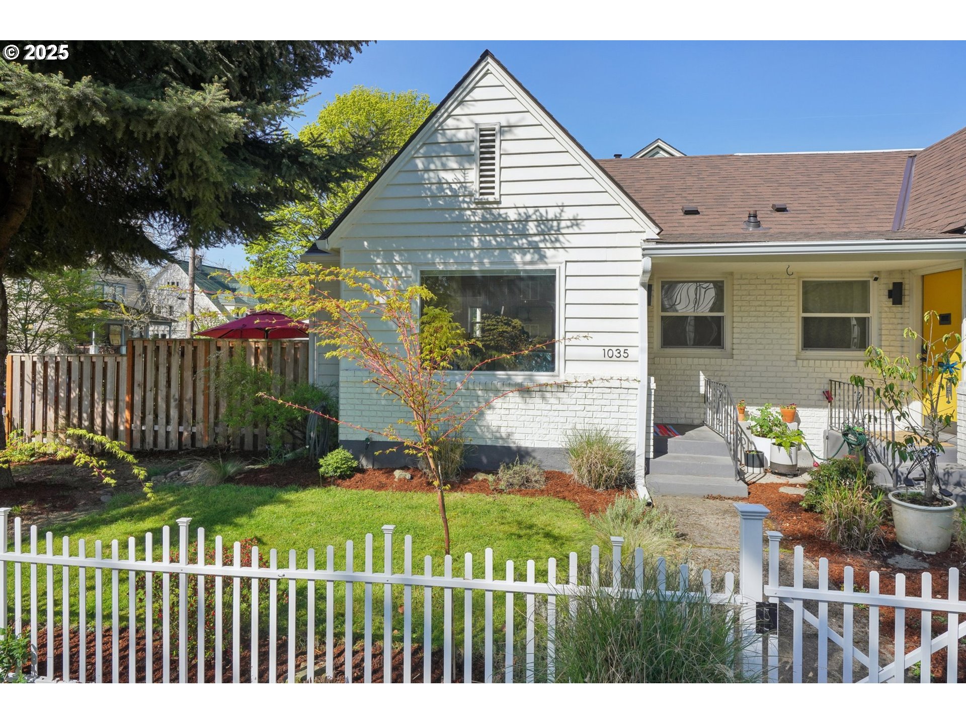 1035 SE 16TH AVE