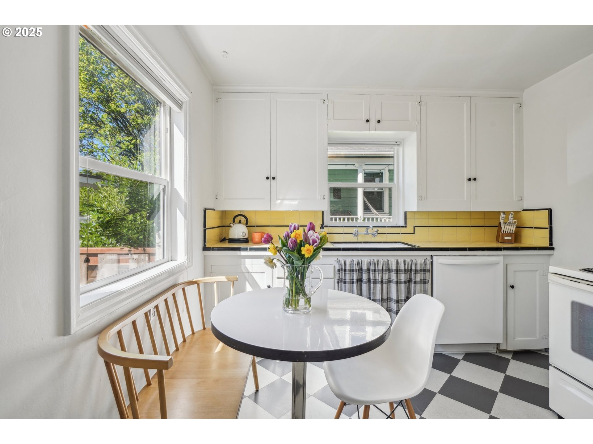 1035 SE 16TH AVE