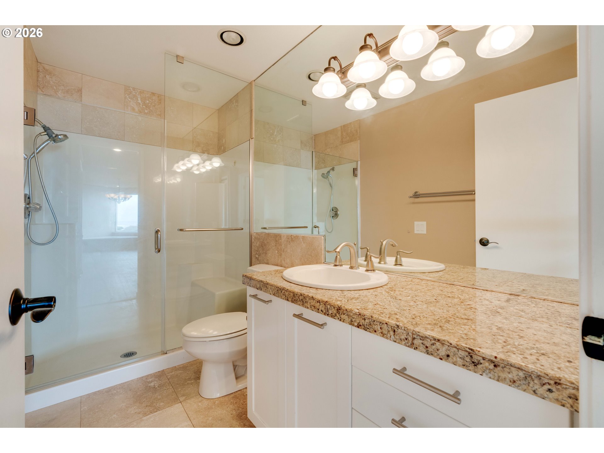 4175 N HIGHWAY 101 G1