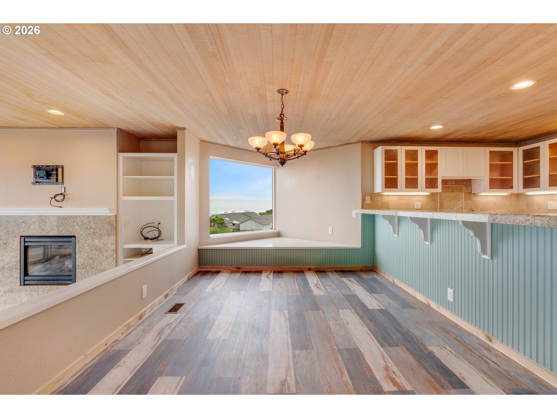 4175 N HIGHWAY 101 G1