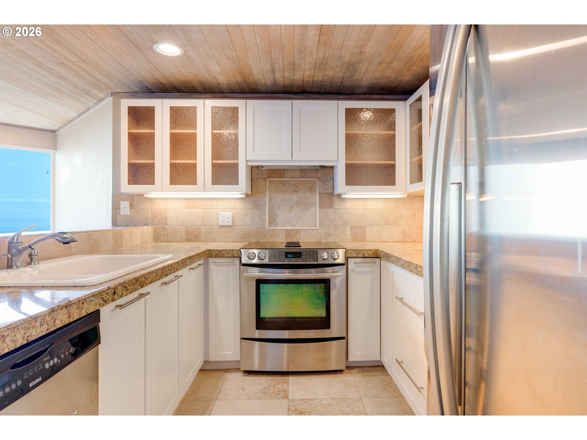 4175 N HIGHWAY 101 G1