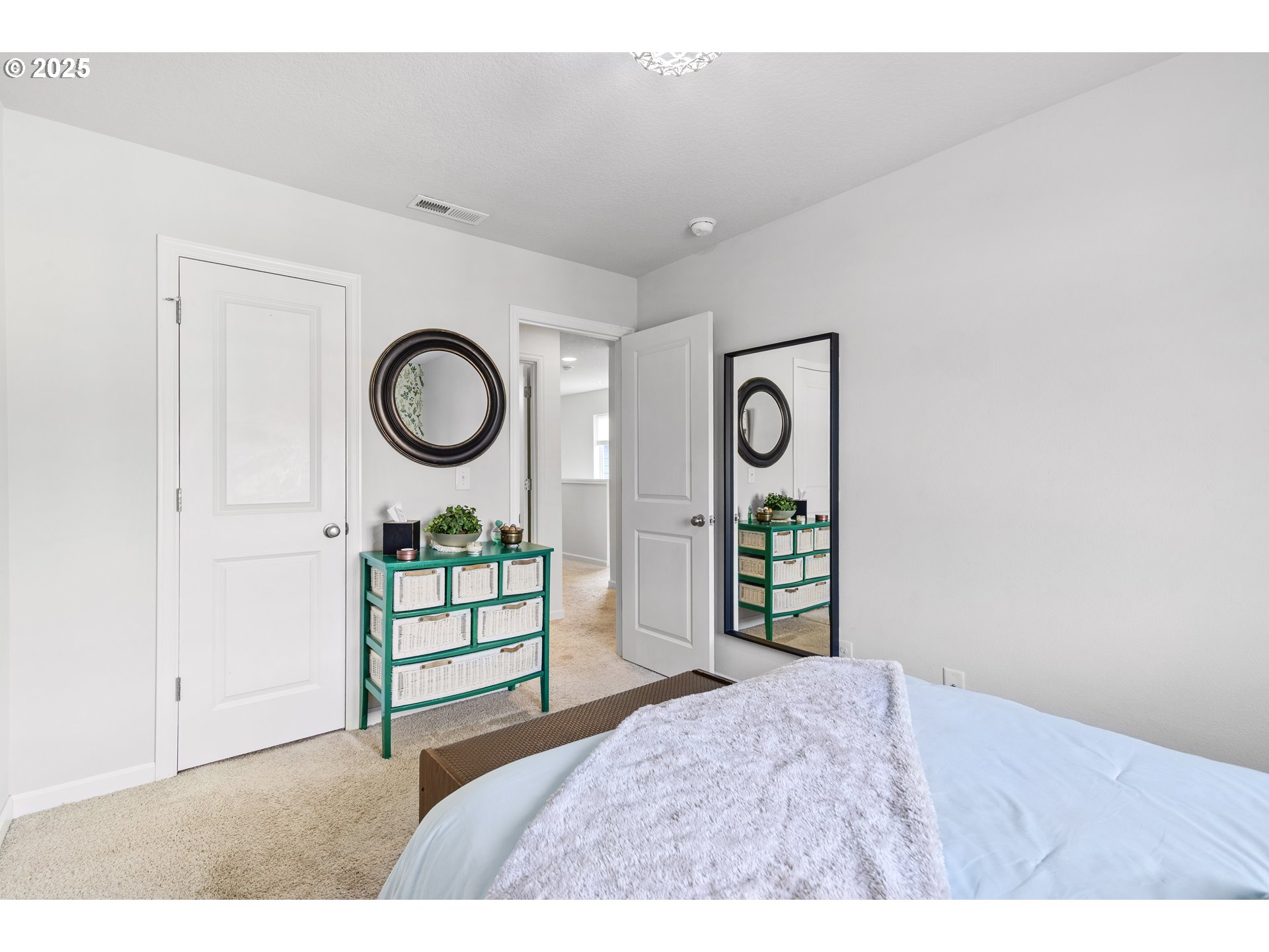 2392 SE 16TH ALY