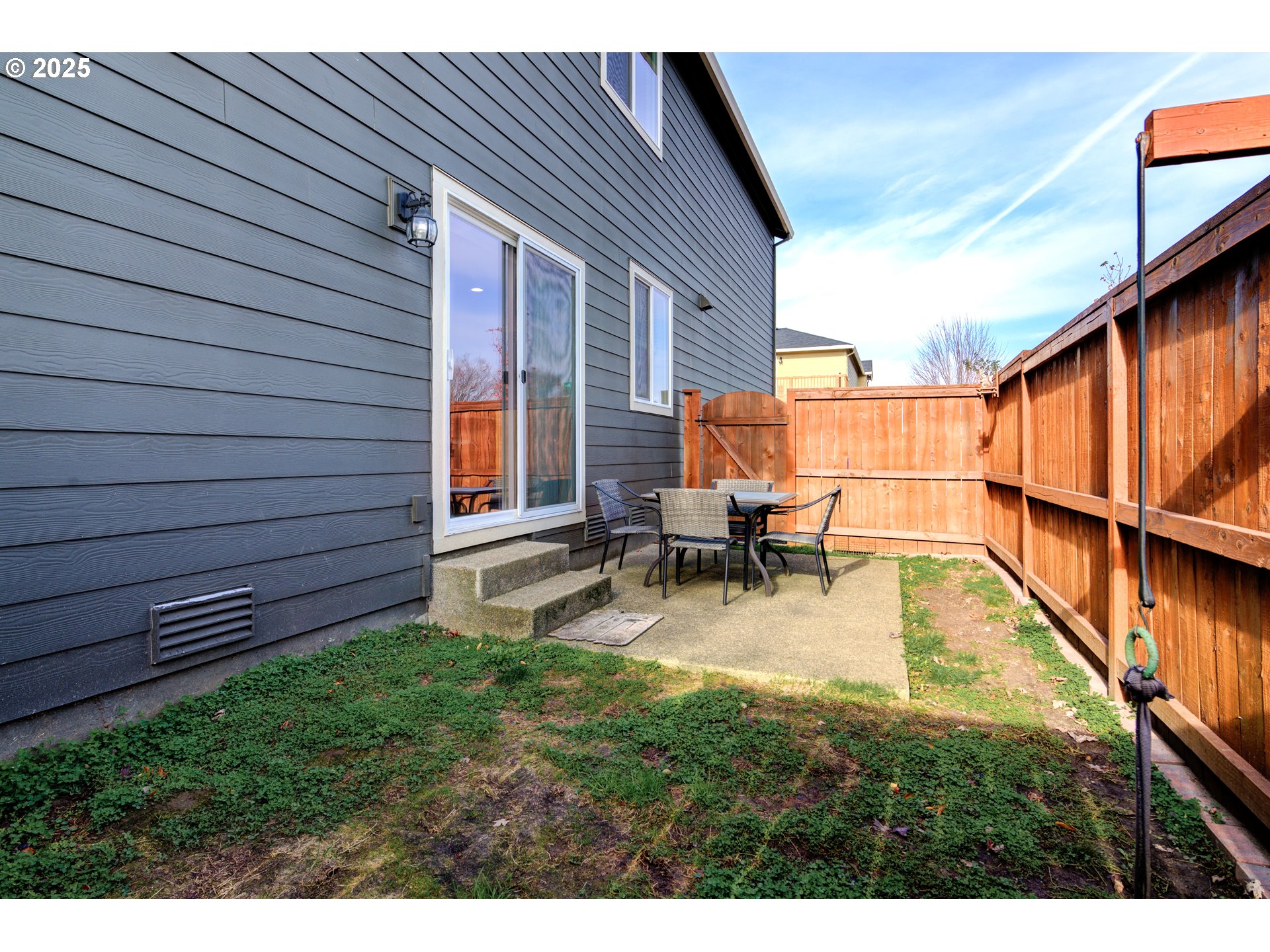 2392 SE 16TH ALY