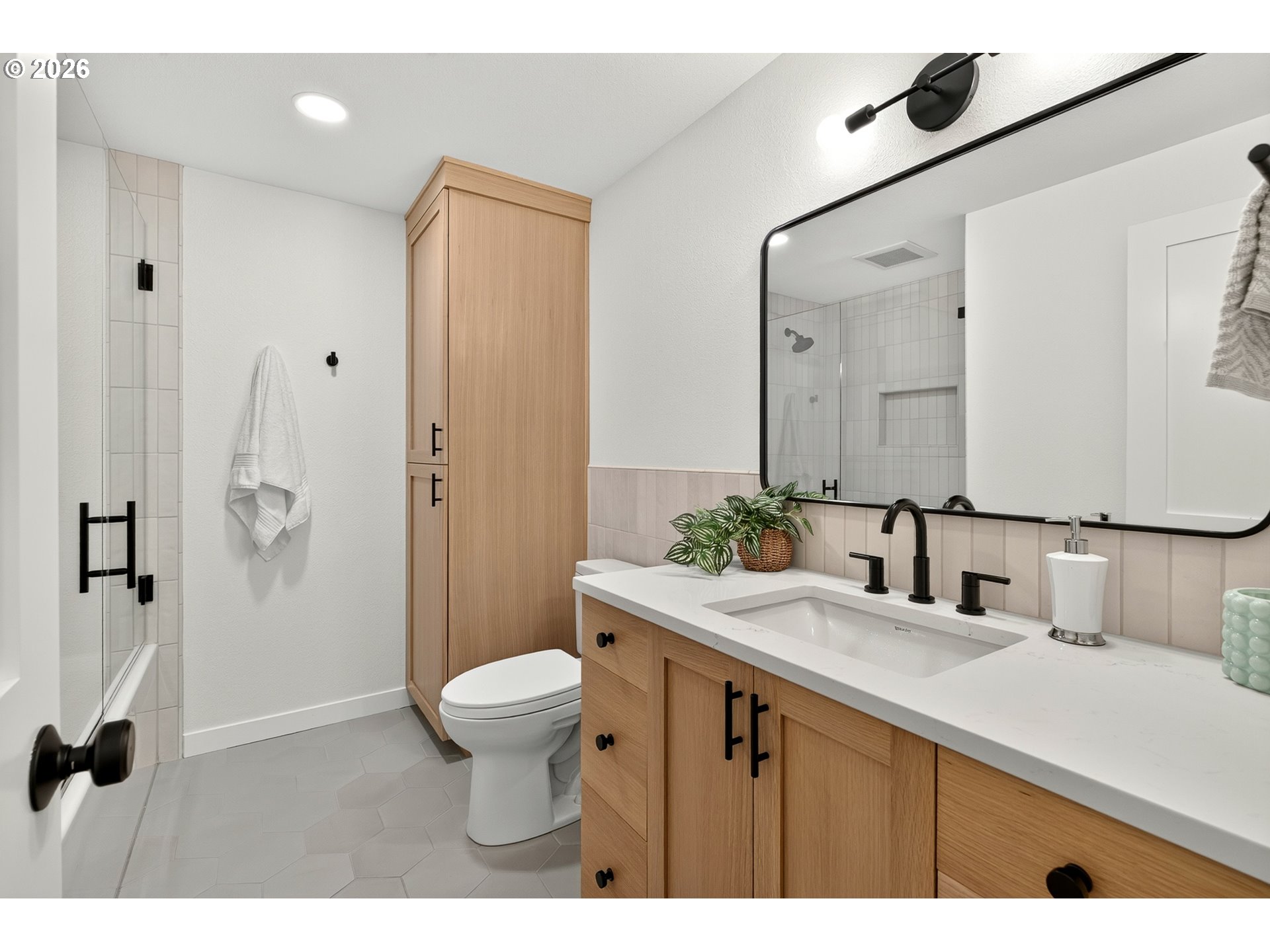 3715 DIVISION CT