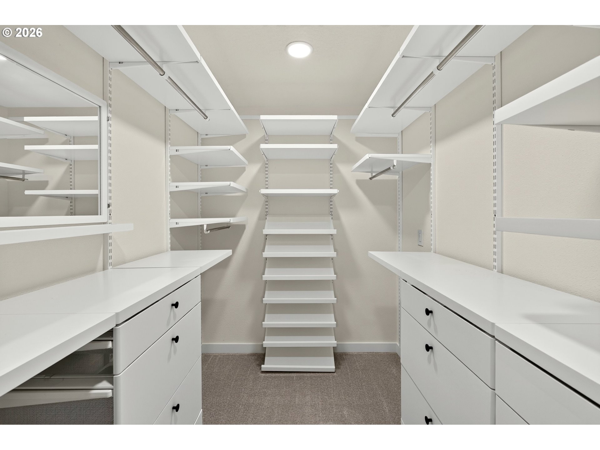 3715 DIVISION CT