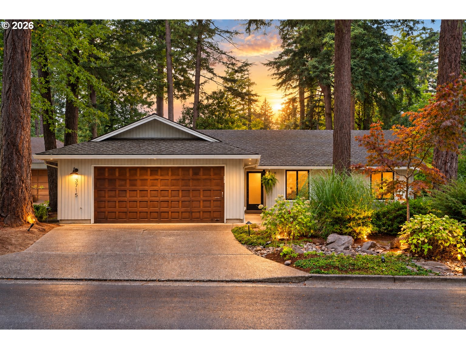 3715 DIVISION CT