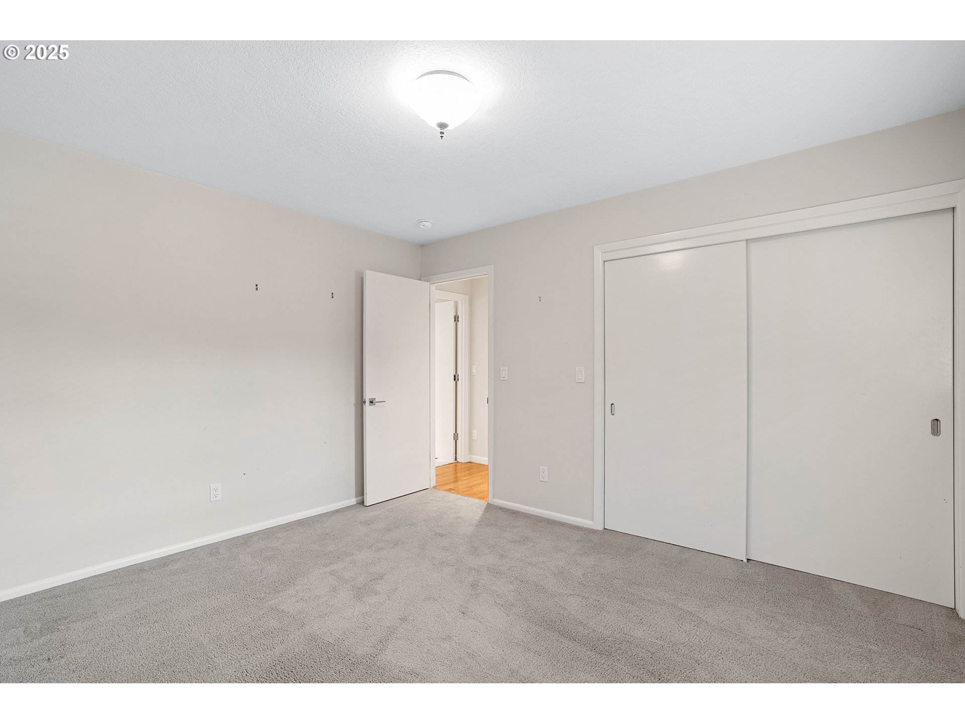7375 SW EASTMOOR TER