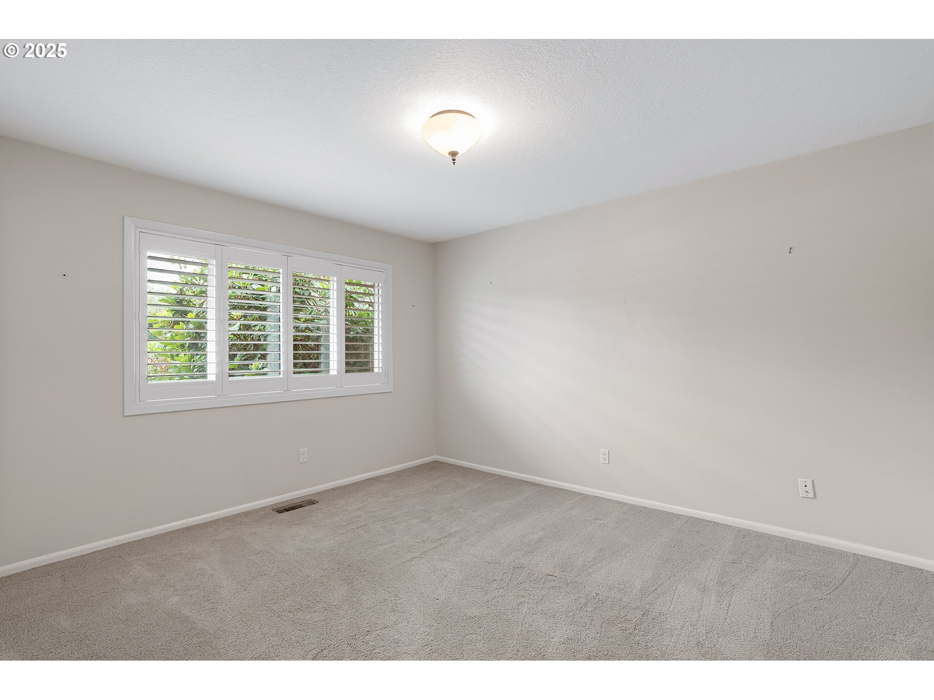 7375 SW EASTMOOR TER