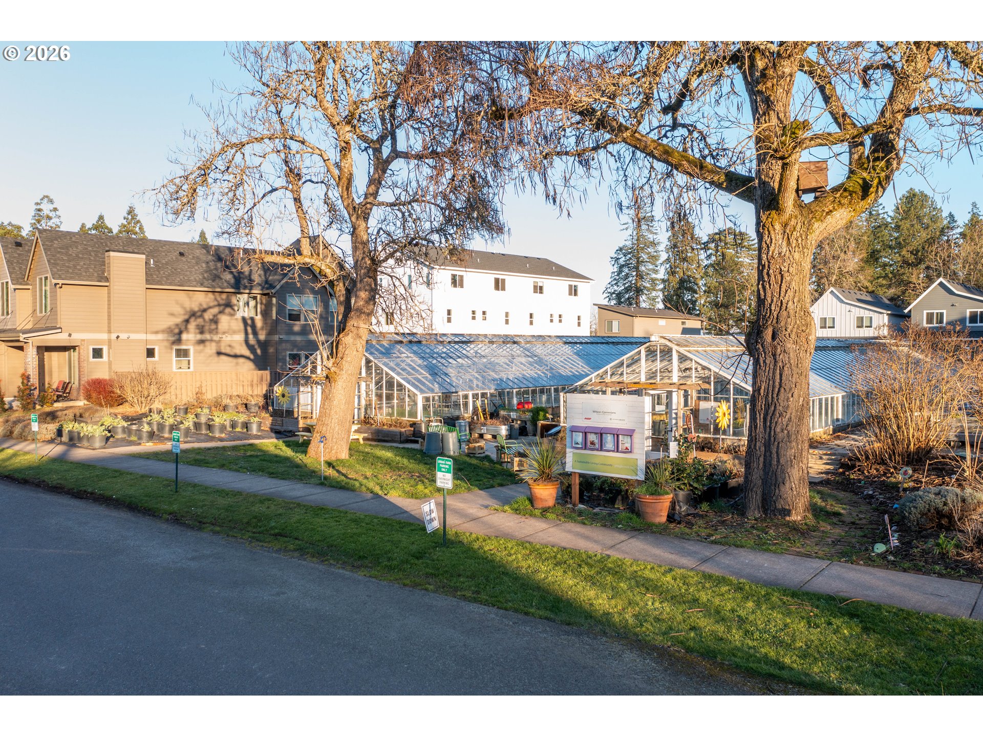 1811 COUSTEAU LOOP SE