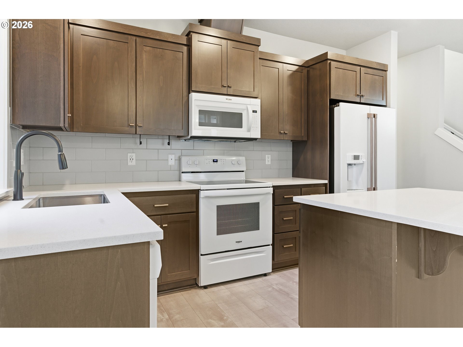 1811 COUSTEAU LOOP SE