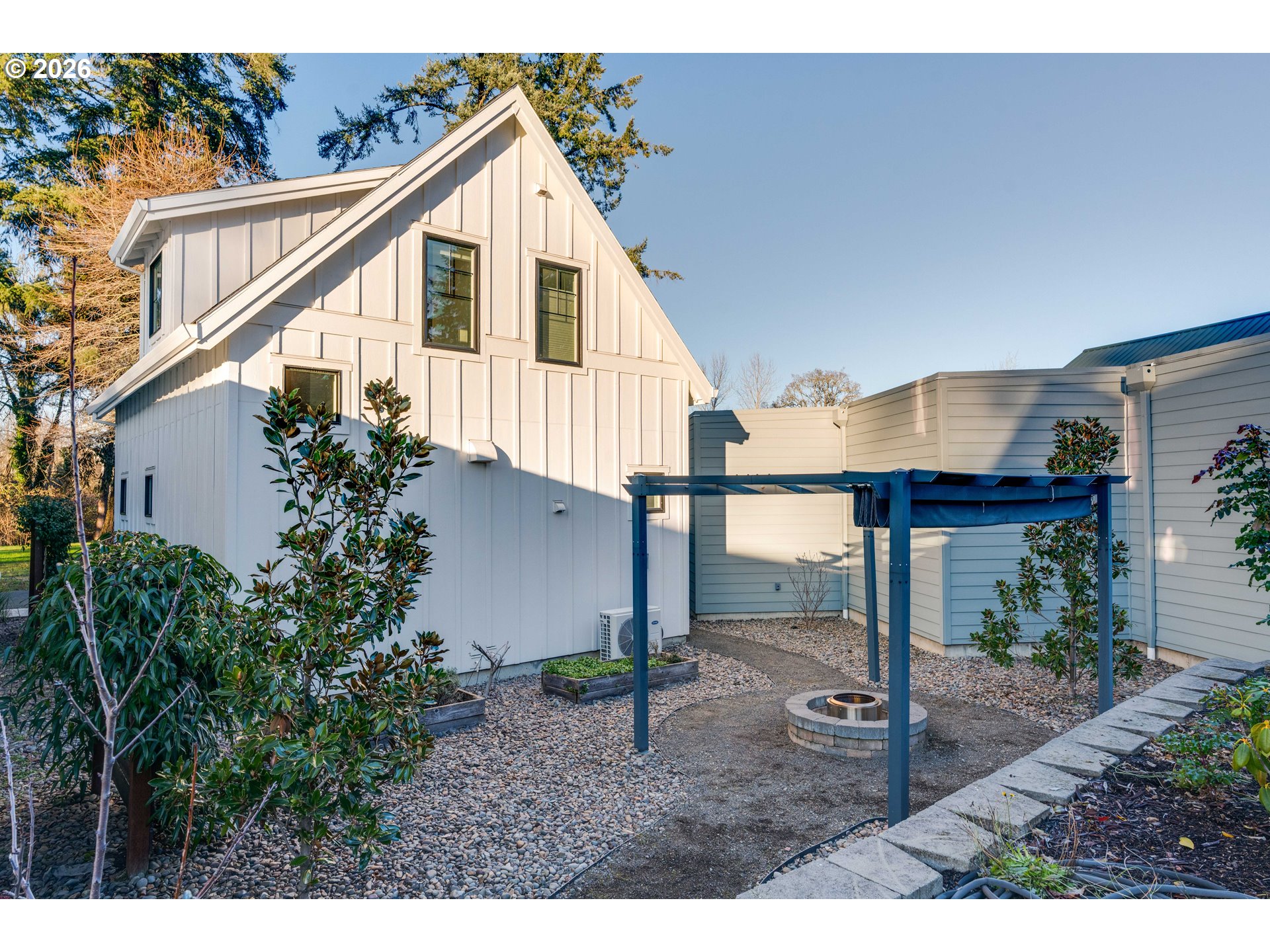 1811 COUSTEAU LOOP SE