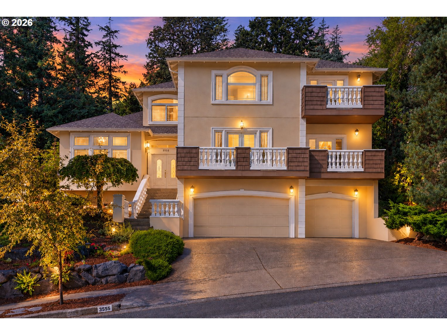 3555 VISTA RIDGE DR