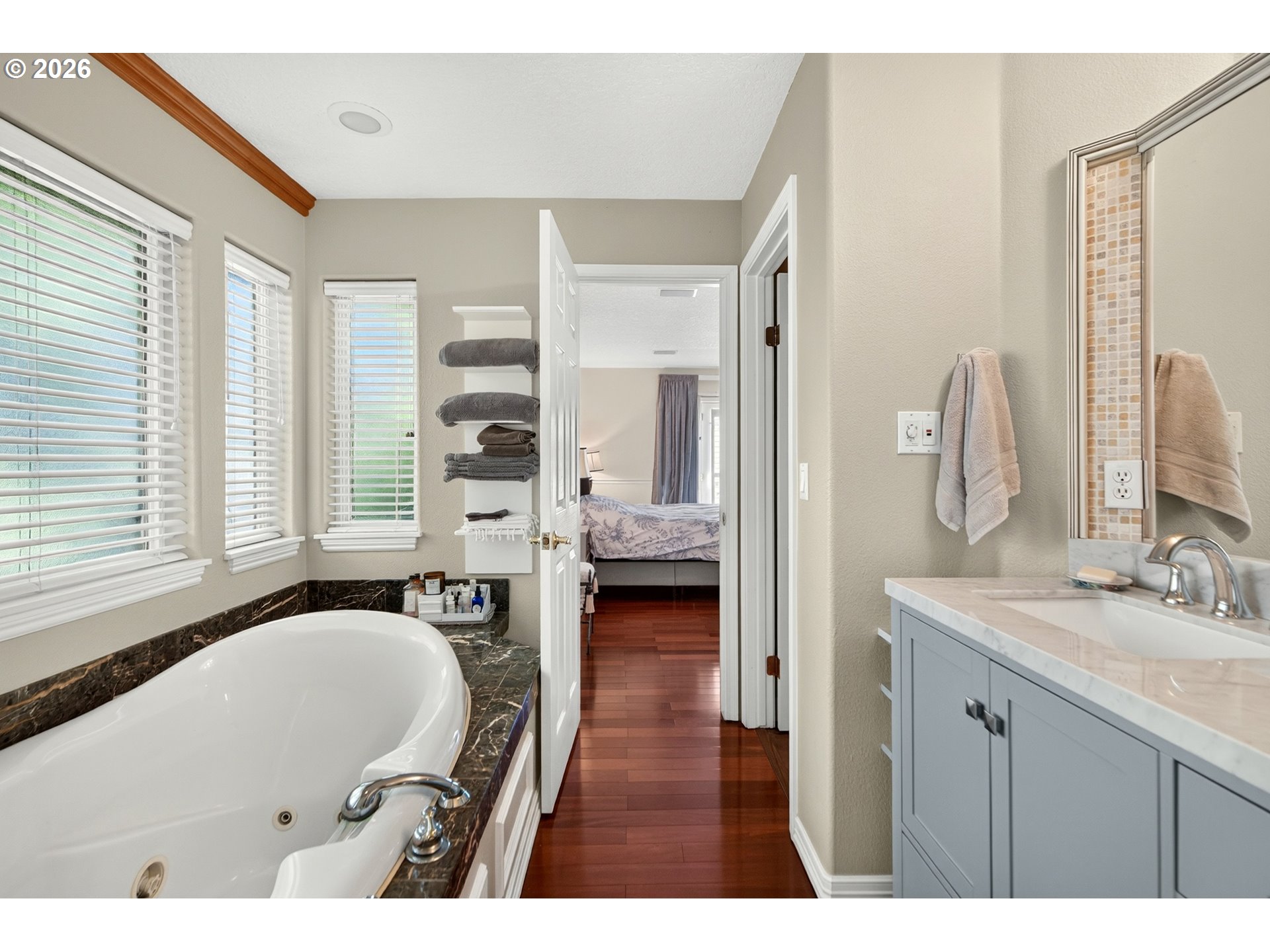3555 VISTA RIDGE DR
