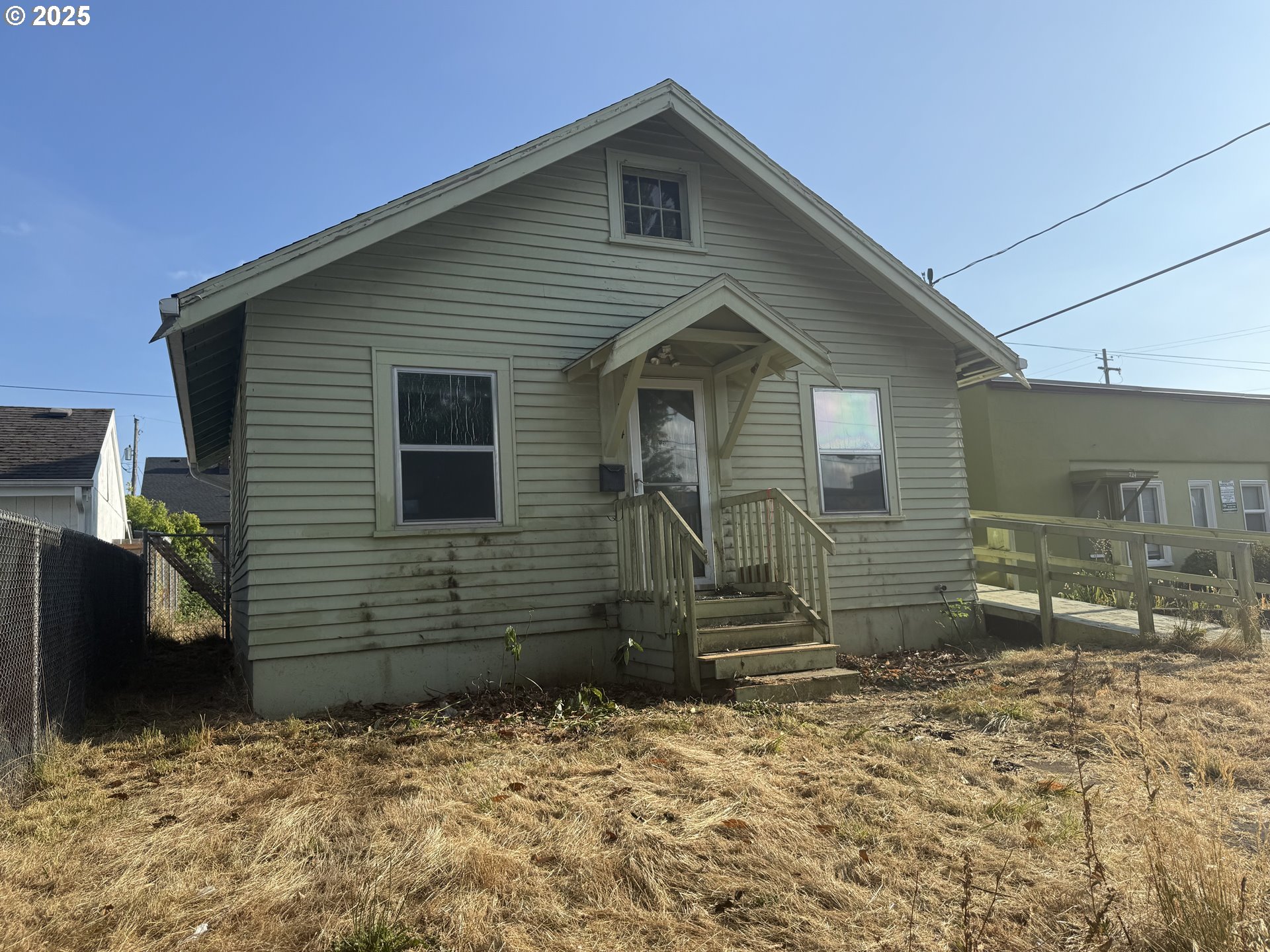 714 N KILLINGSWORTH CT
