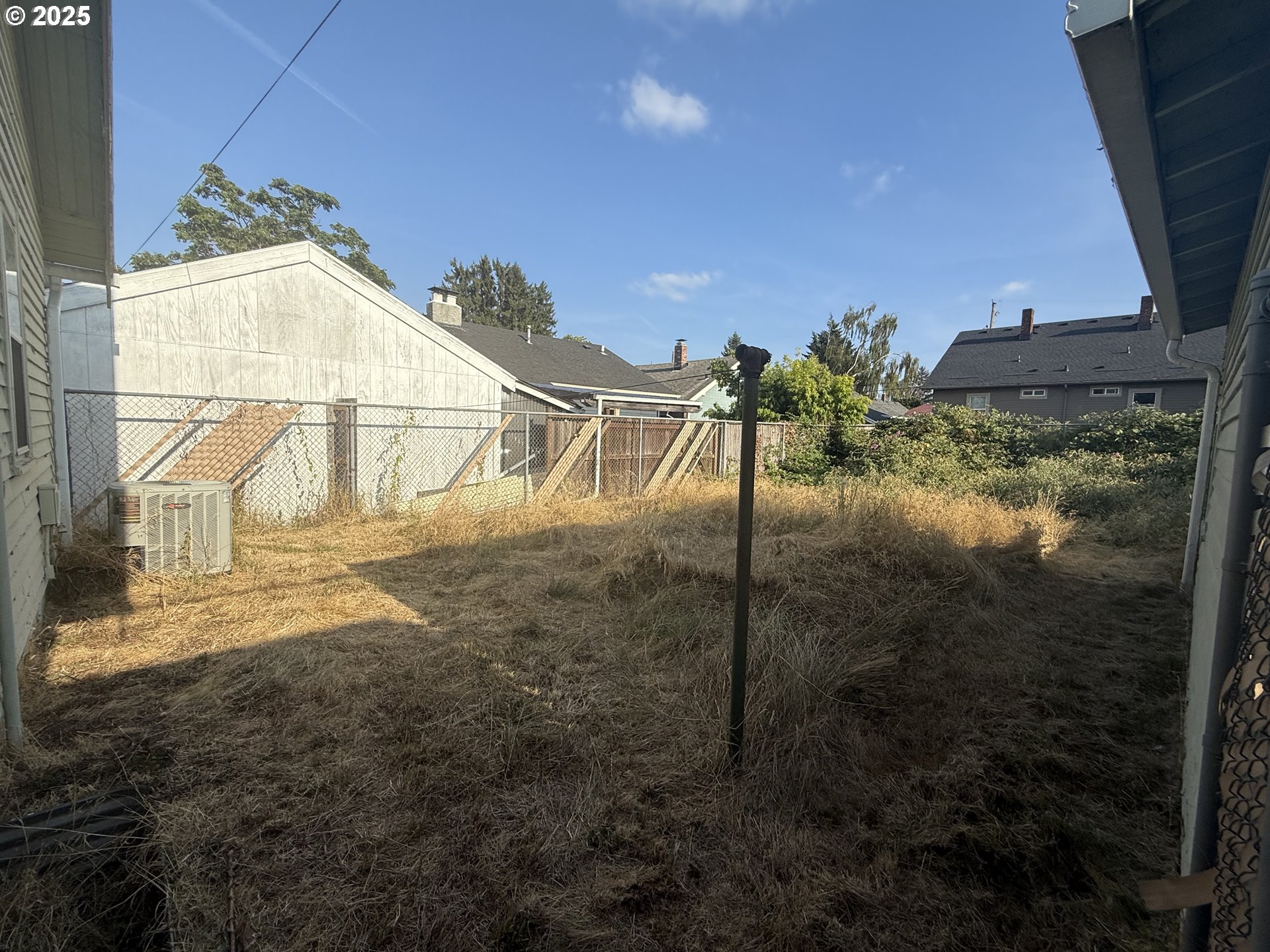 714 N KILLINGSWORTH CT