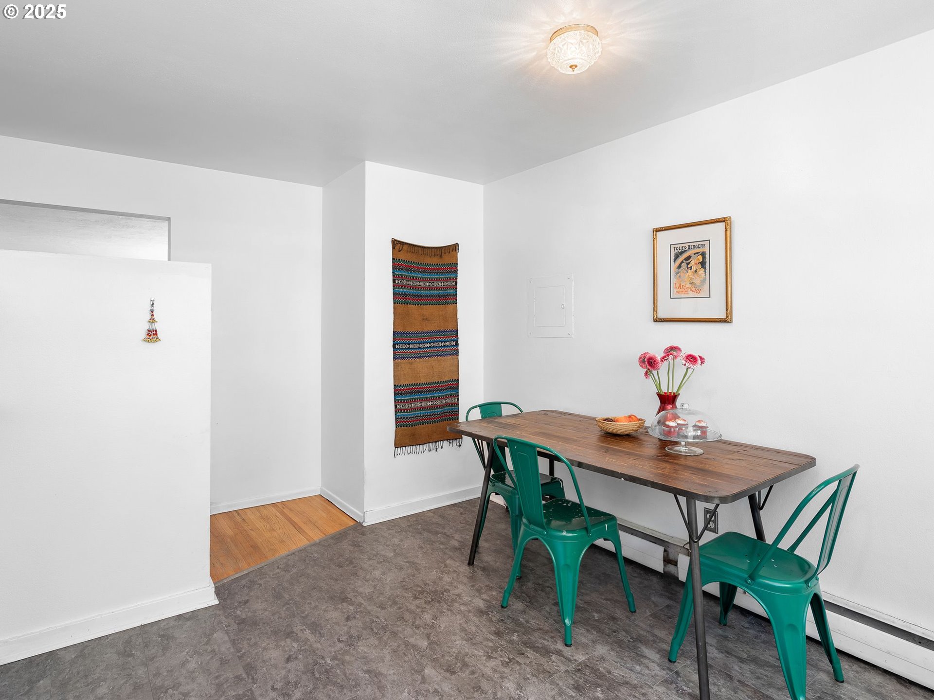 3911 NE KILLINGSWORTH ST 7