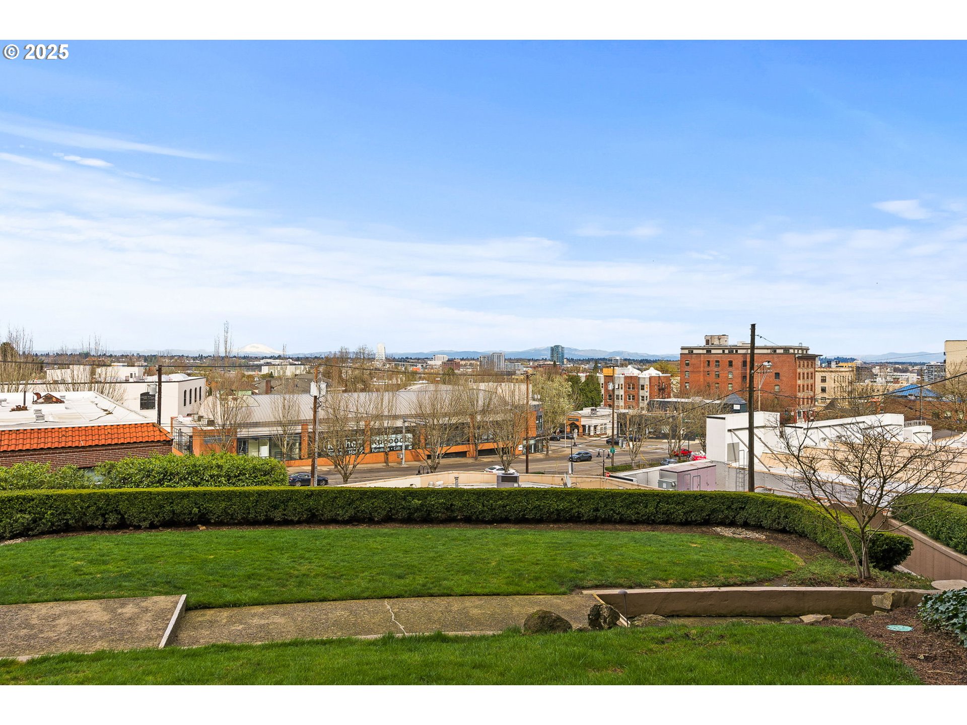 2336 SW OSAGE ST 402