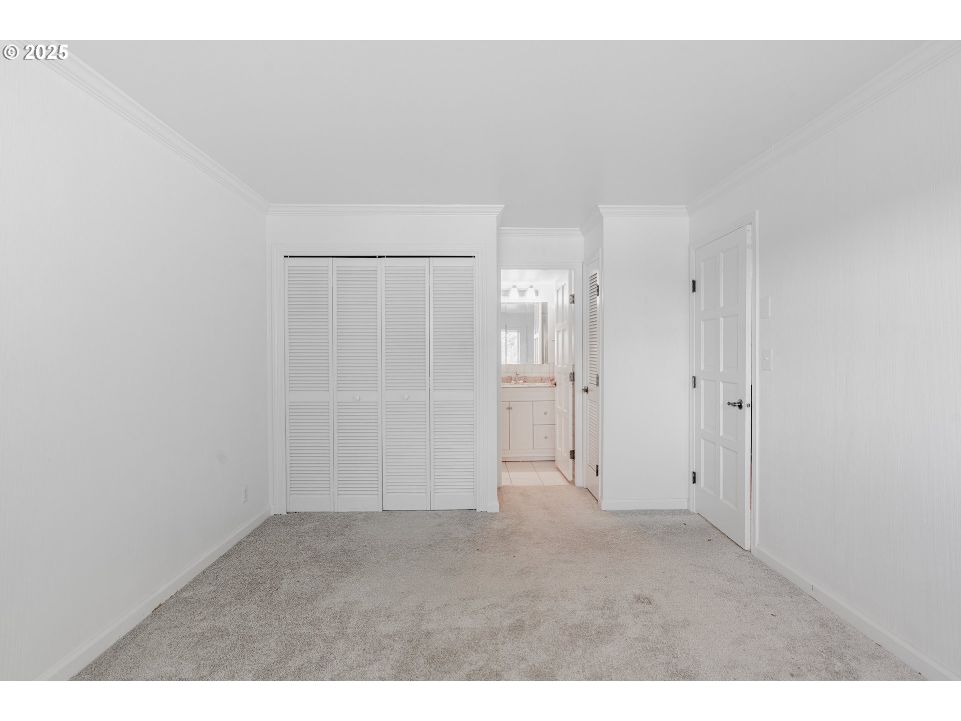 2021 SW MAIN ST 64