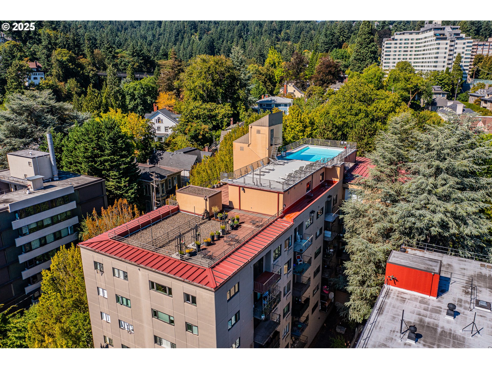 2021 SW MAIN ST 64