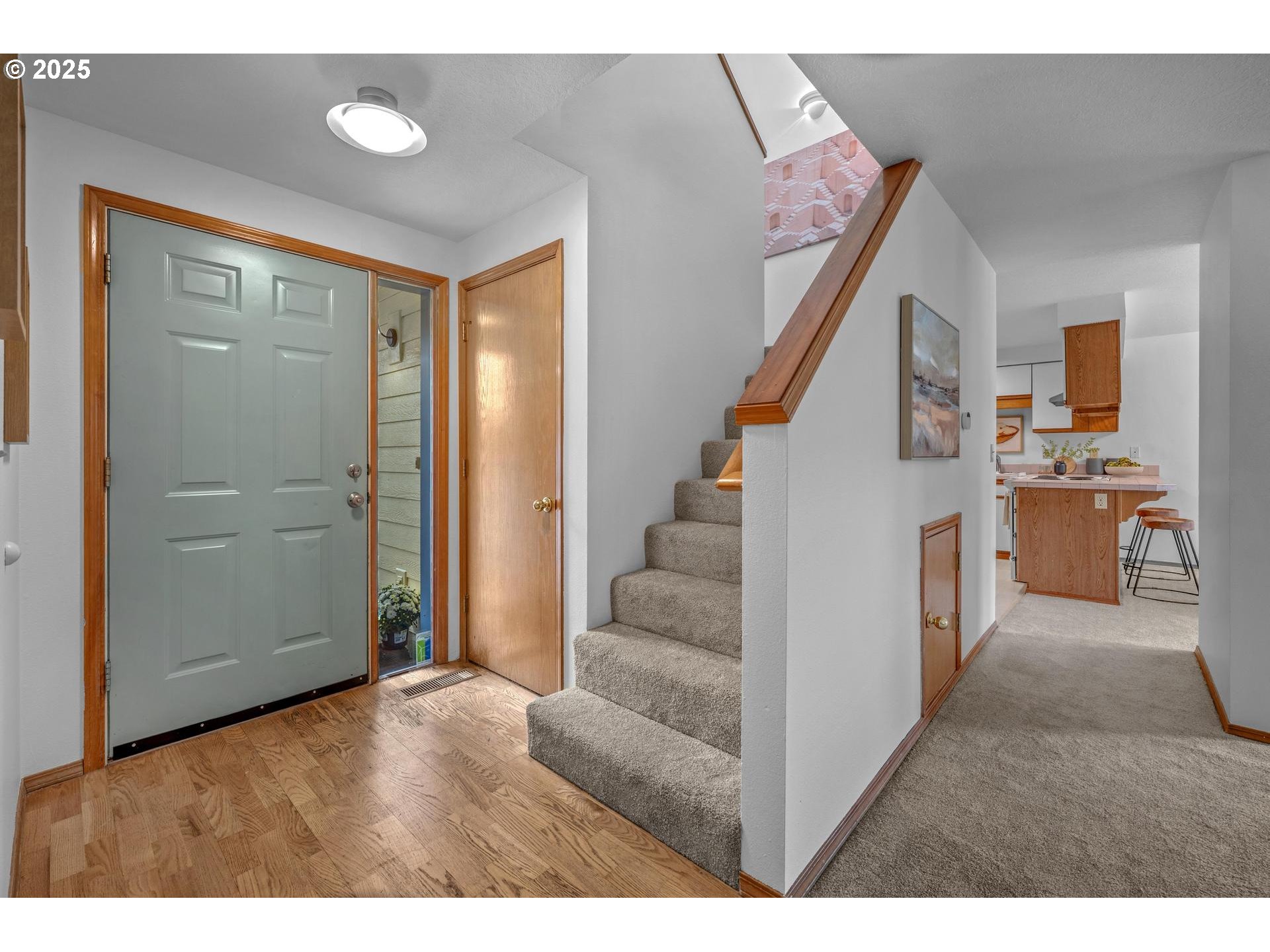 719 SW BACK COURT PL