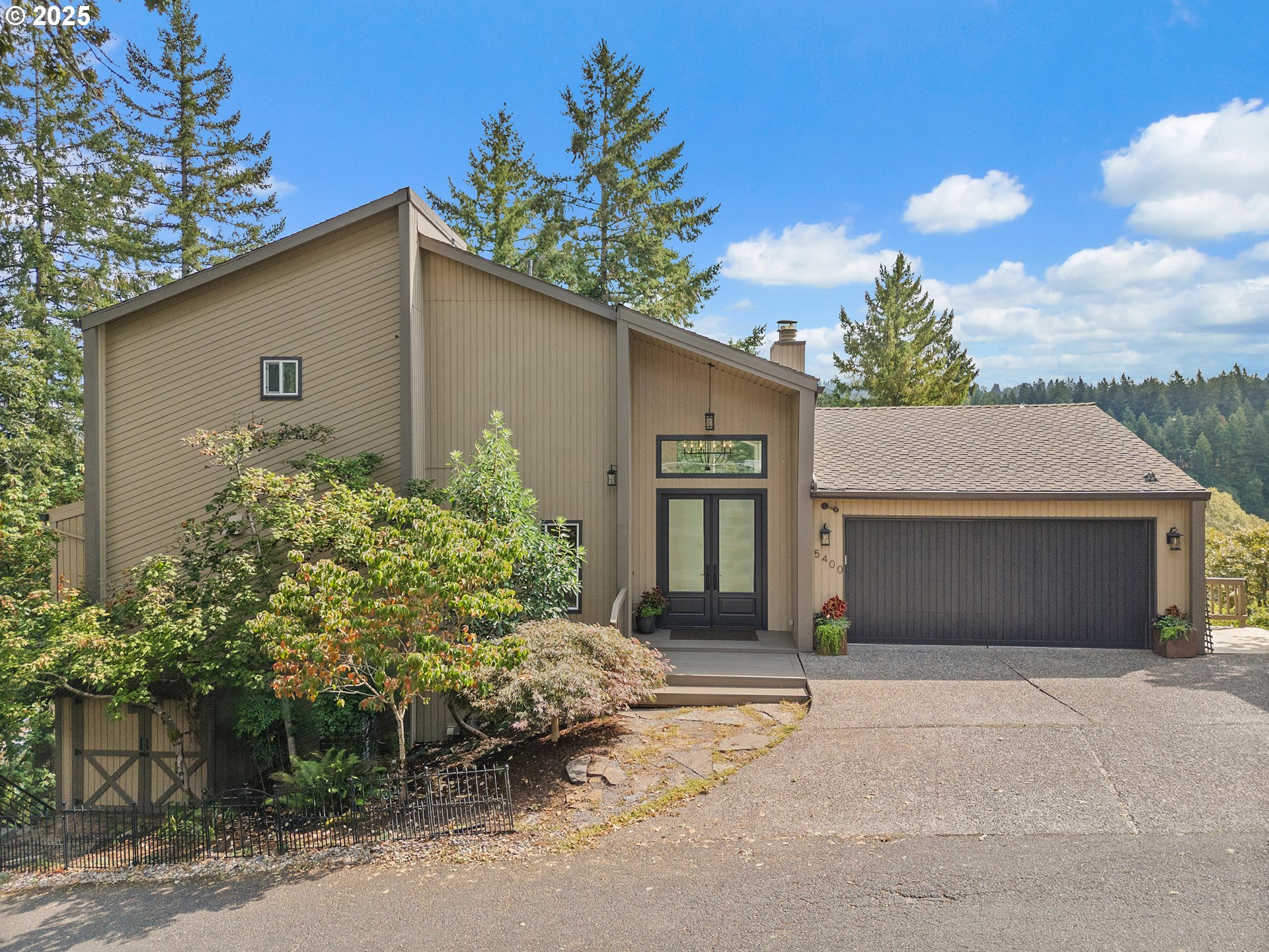 15400 DIAMOND HEAD RD