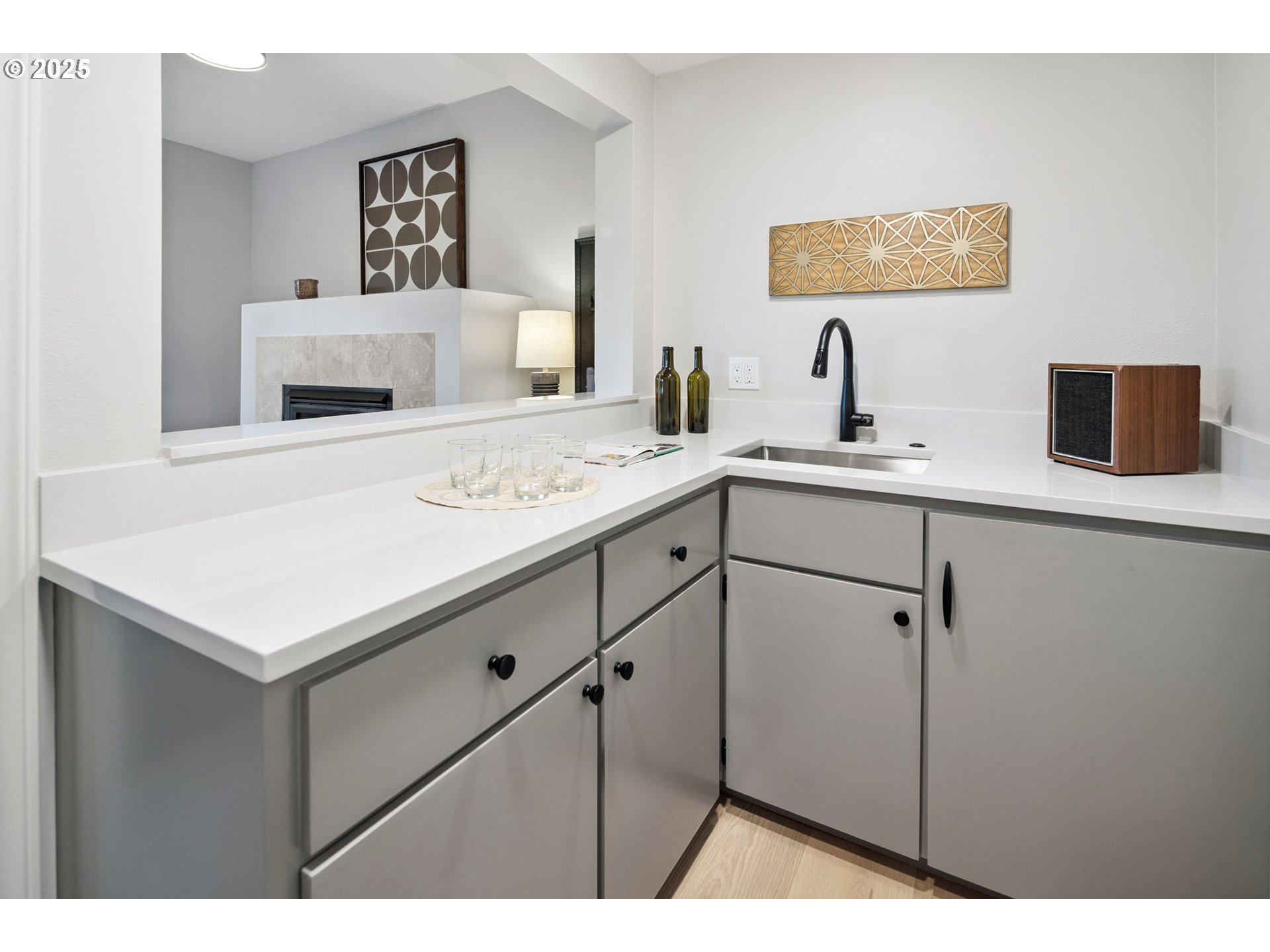 15400 DIAMOND HEAD RD